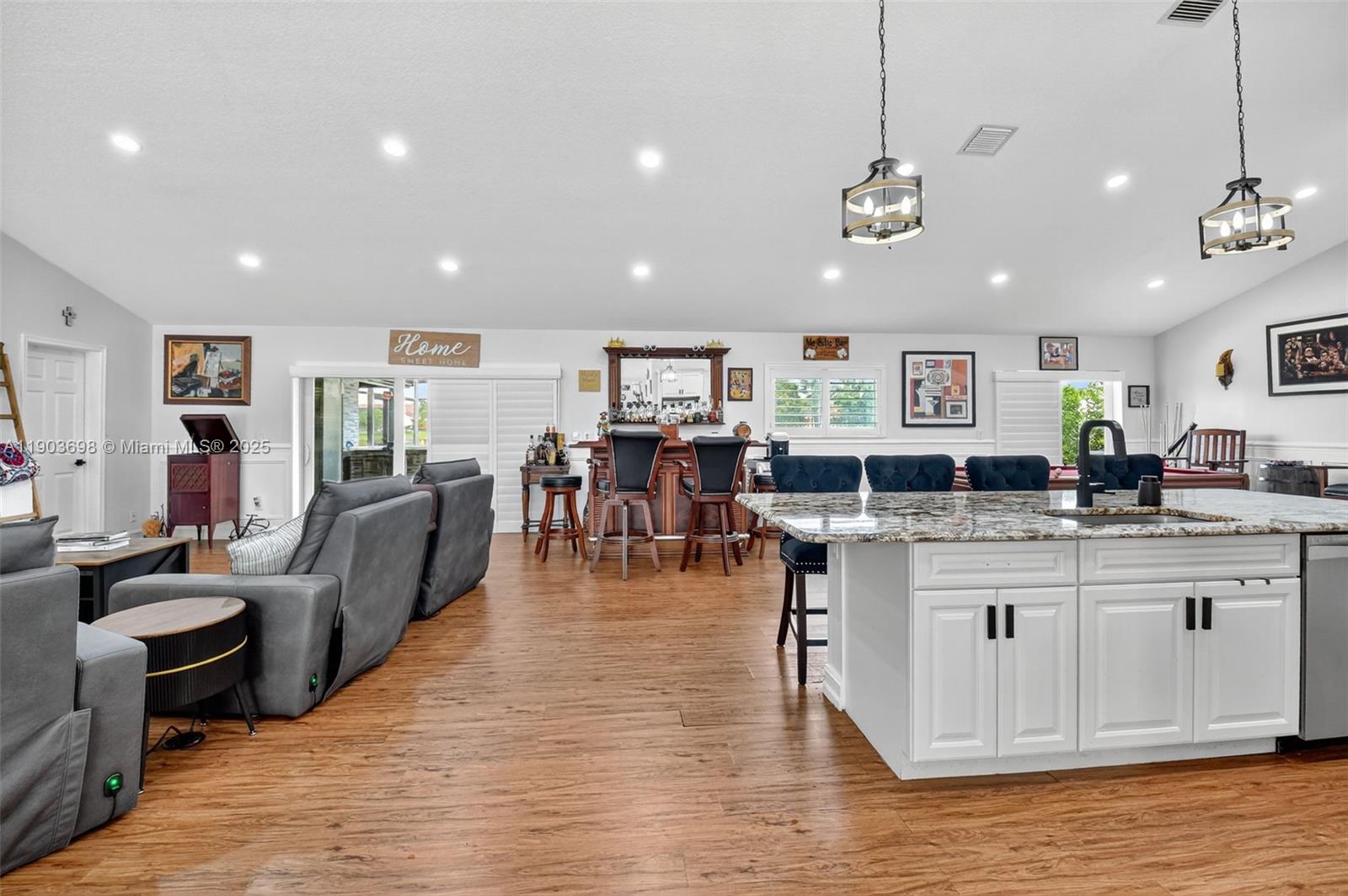 SUN VALLEY 2 - Residential