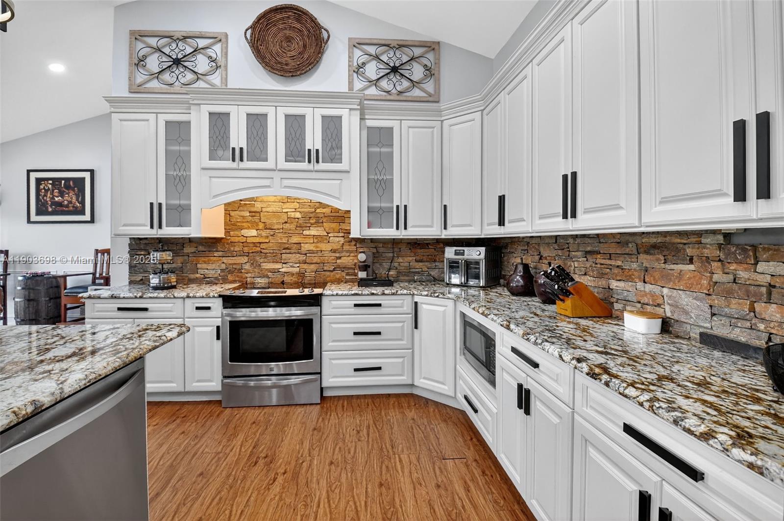 View photos, virtual tours, details... 9505 Majestic Way