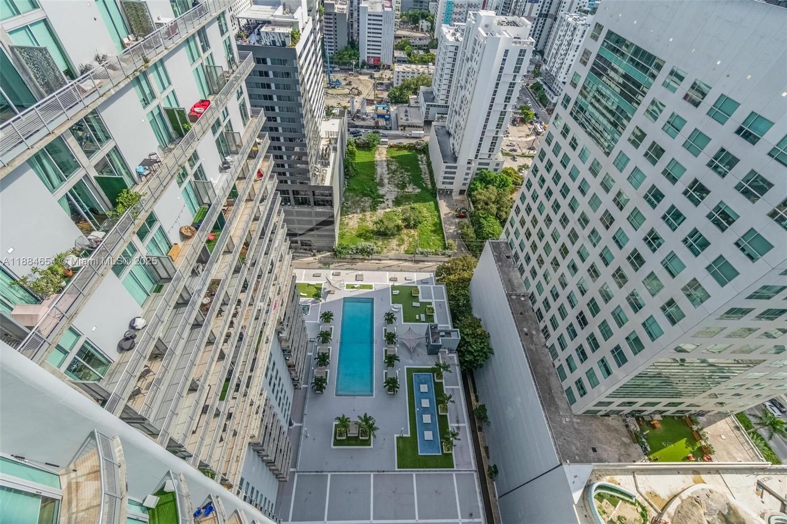 NEO VERTIKA CONDO - Residential