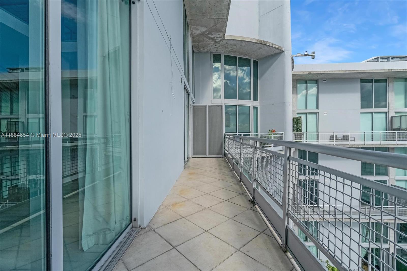 NEO VERTIKA CONDO - Residential