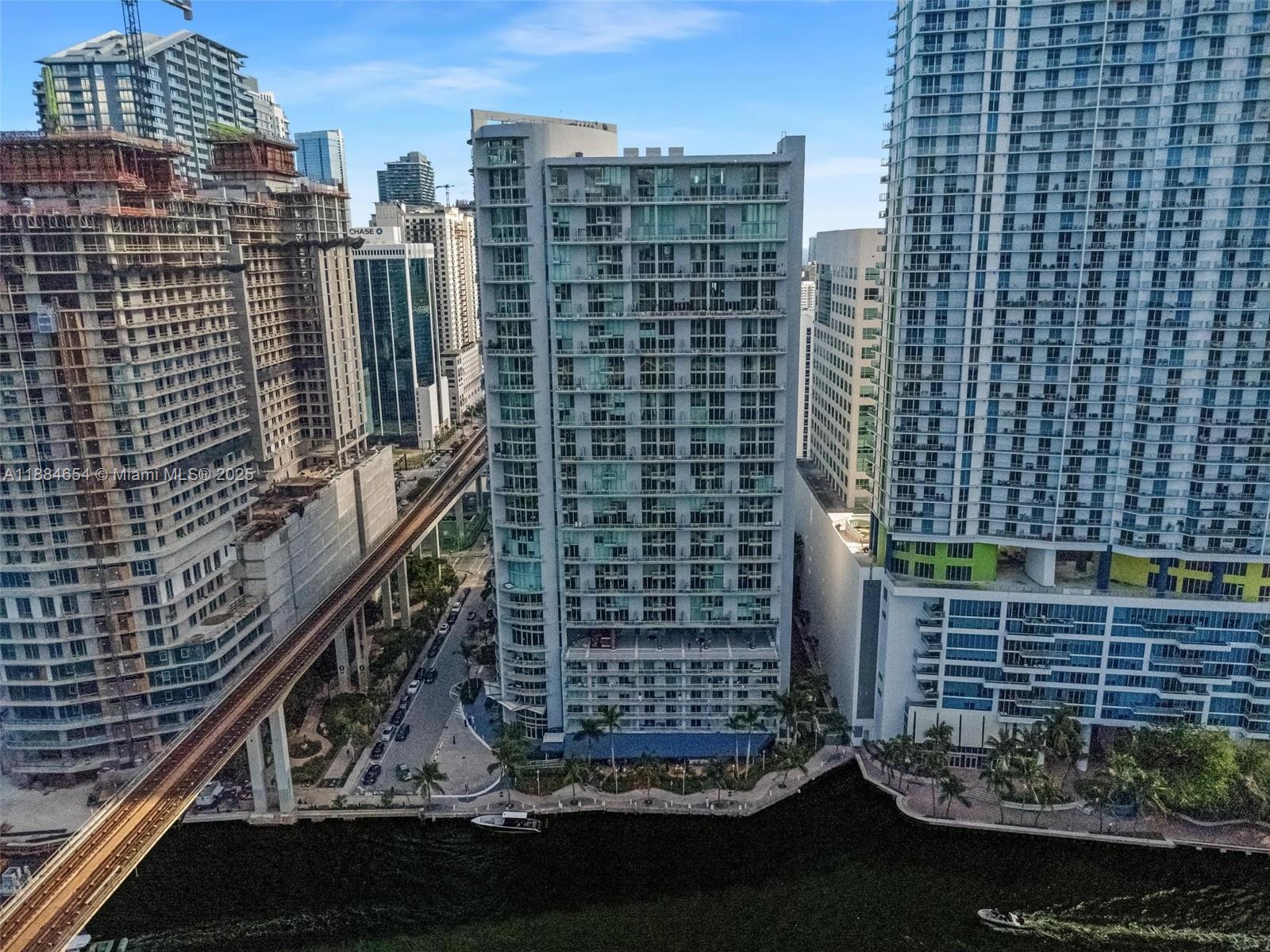 NEO VERTIKA CONDO - Residential