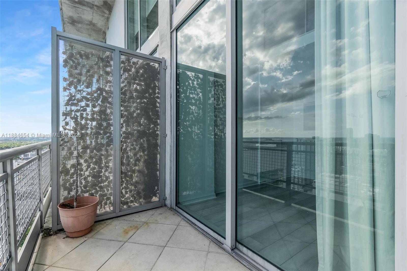 NEO VERTIKA CONDO - Residential