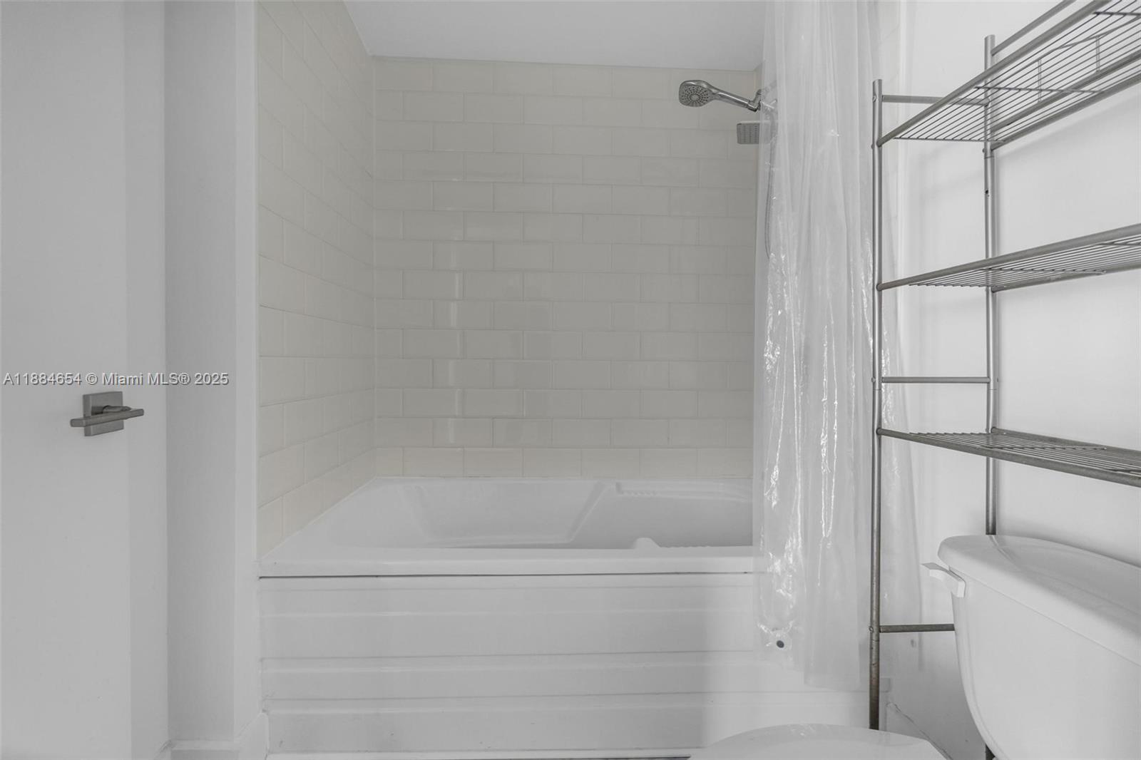 NEO VERTIKA CONDO - Residential