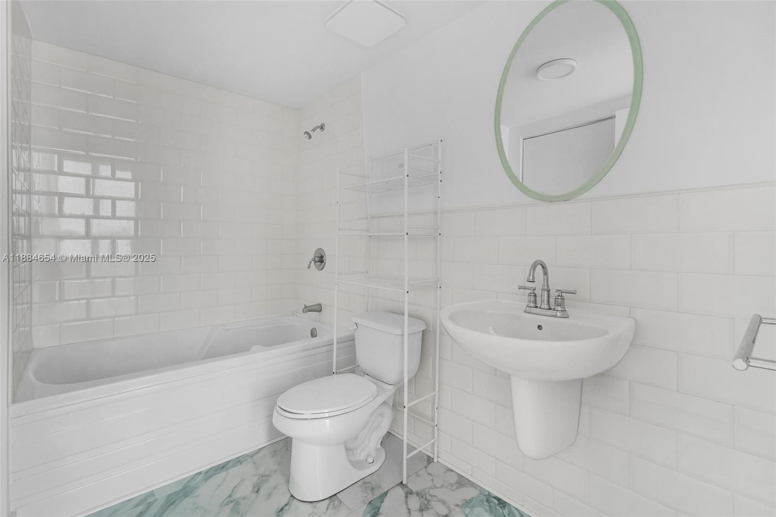 NEO VERTIKA CONDO - Residential