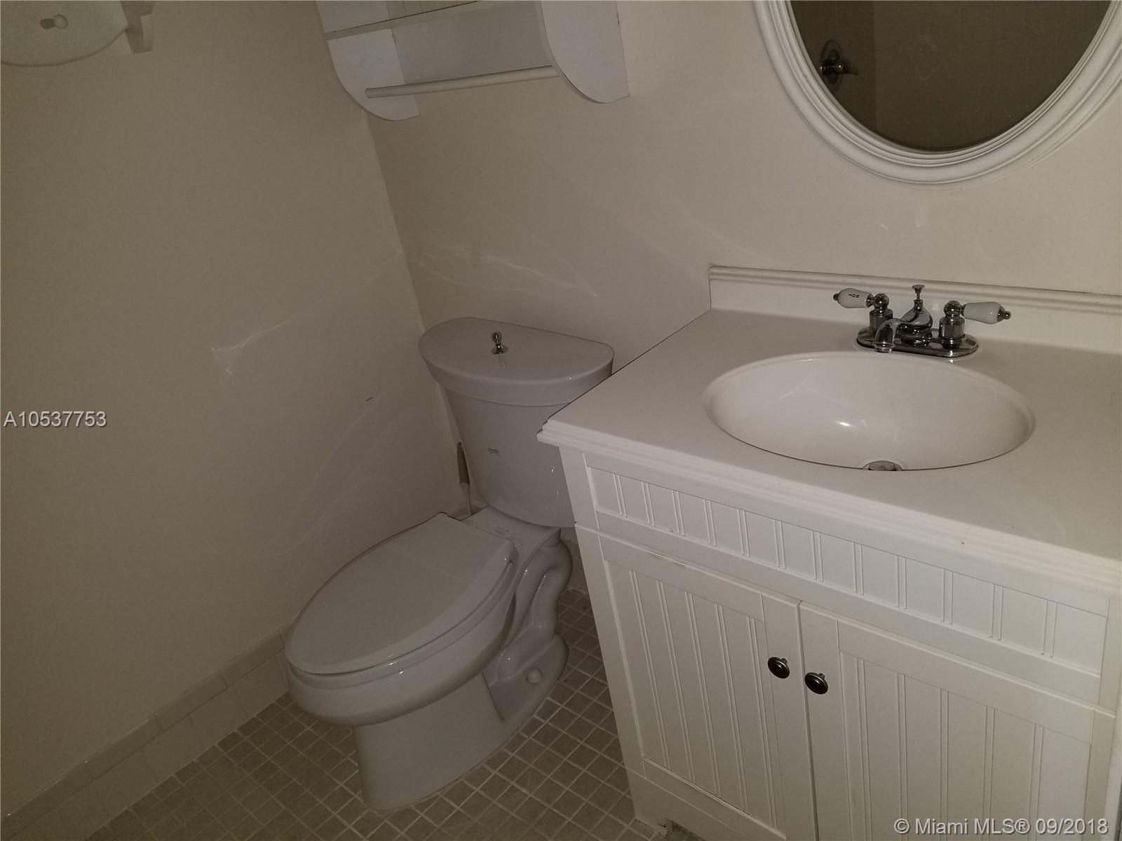 CAMBRIDGE AT CENTURY VILL - Residential Lease