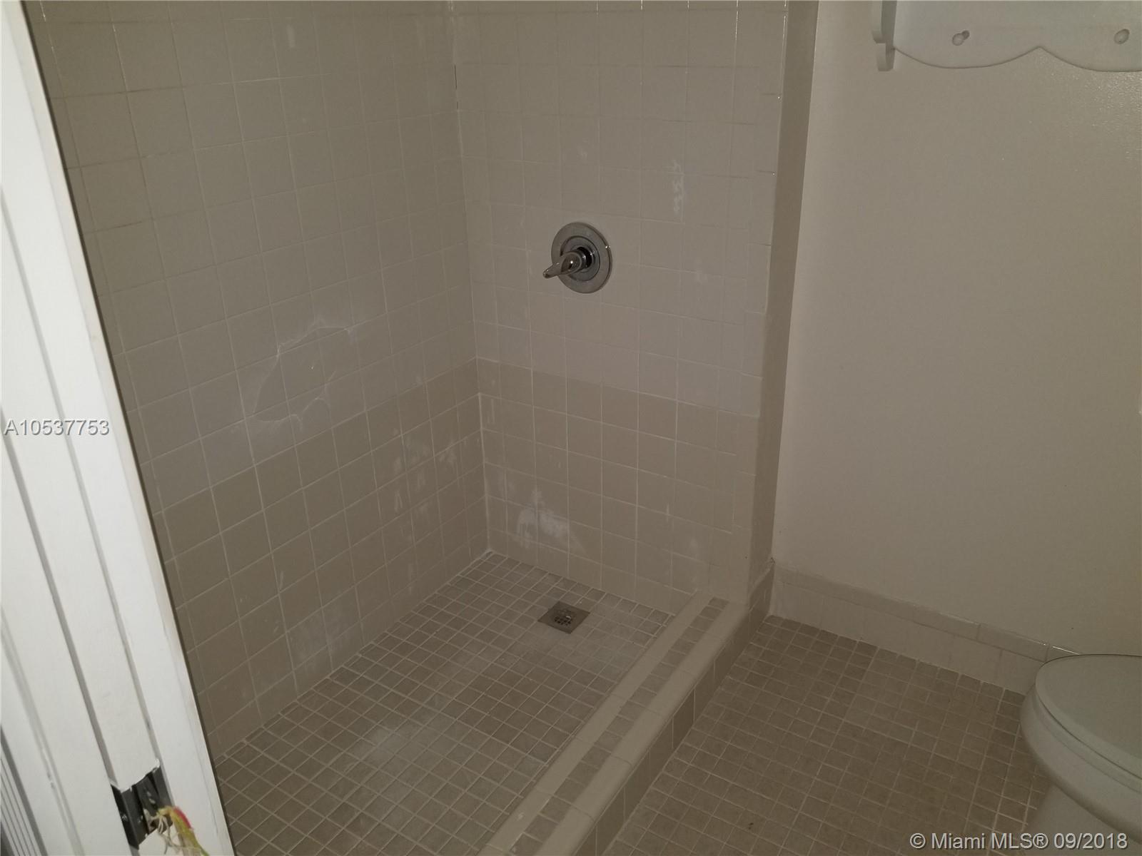 CAMBRIDGE AT CENTURY VILL - Residential Lease