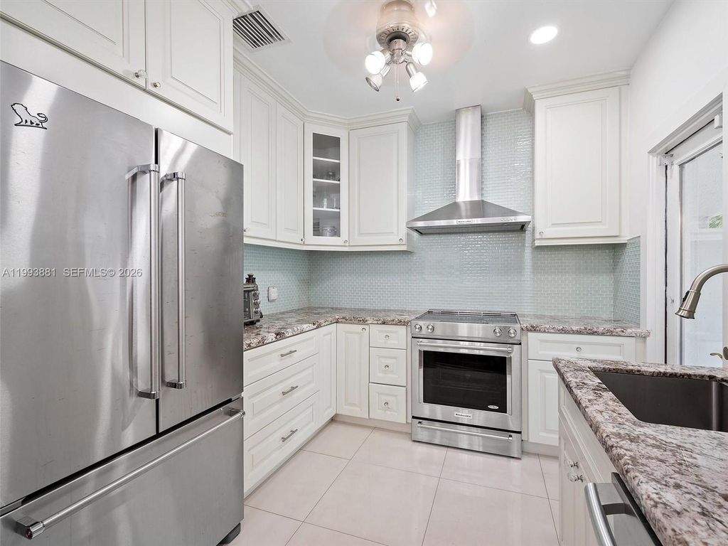 Photo of 314 Romano Ave #0, Coral Gables, FL 33134 (MLS # A11993881)