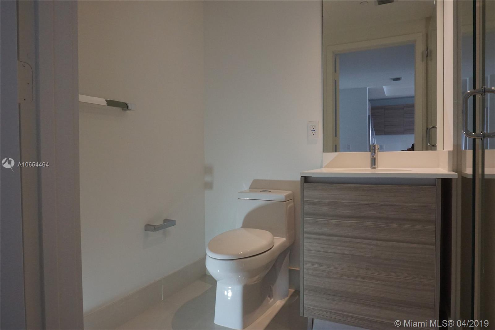 HYDE MIDTOWN - Residential Lease