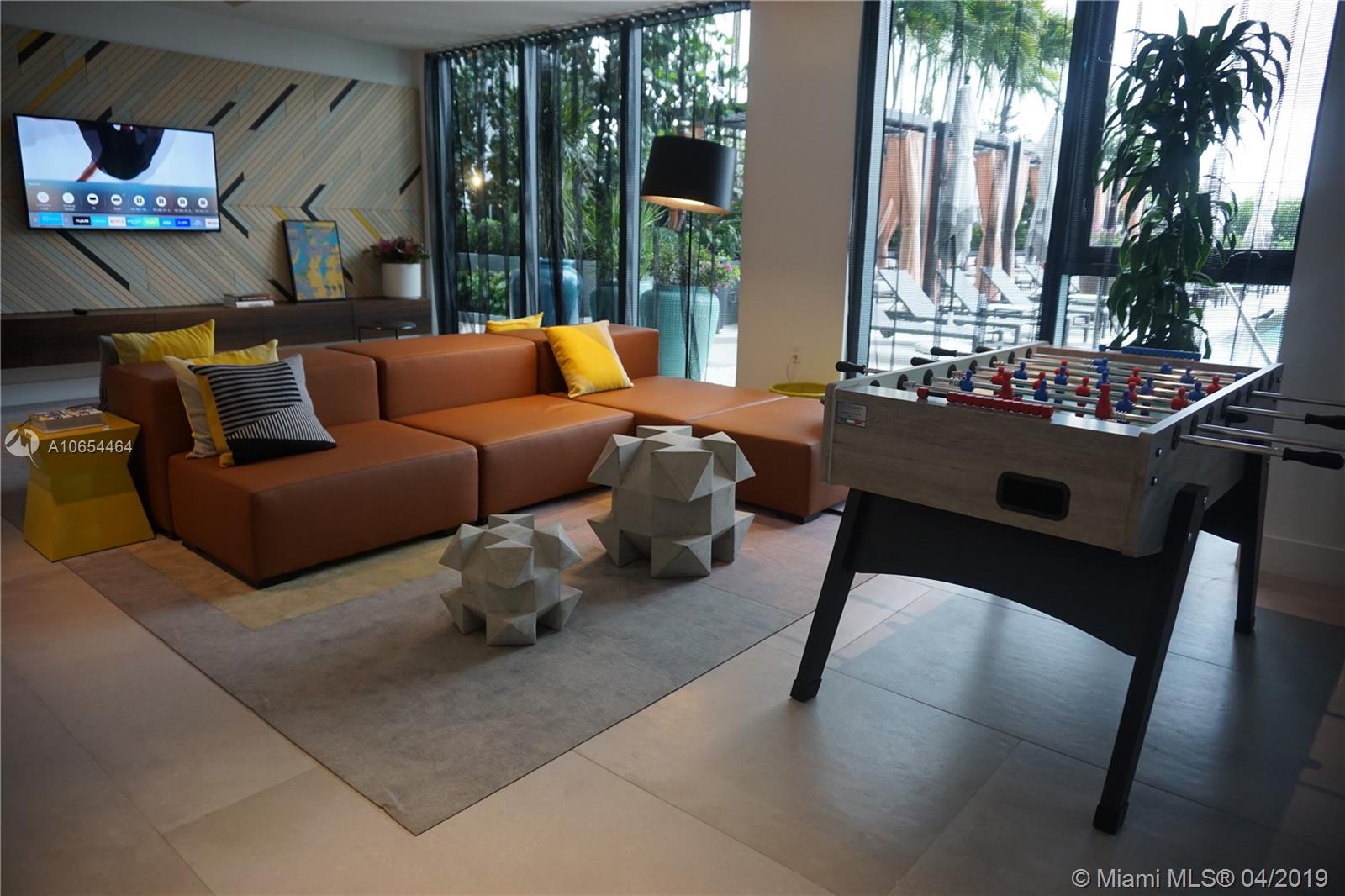 HYDE MIDTOWN - Residential Lease