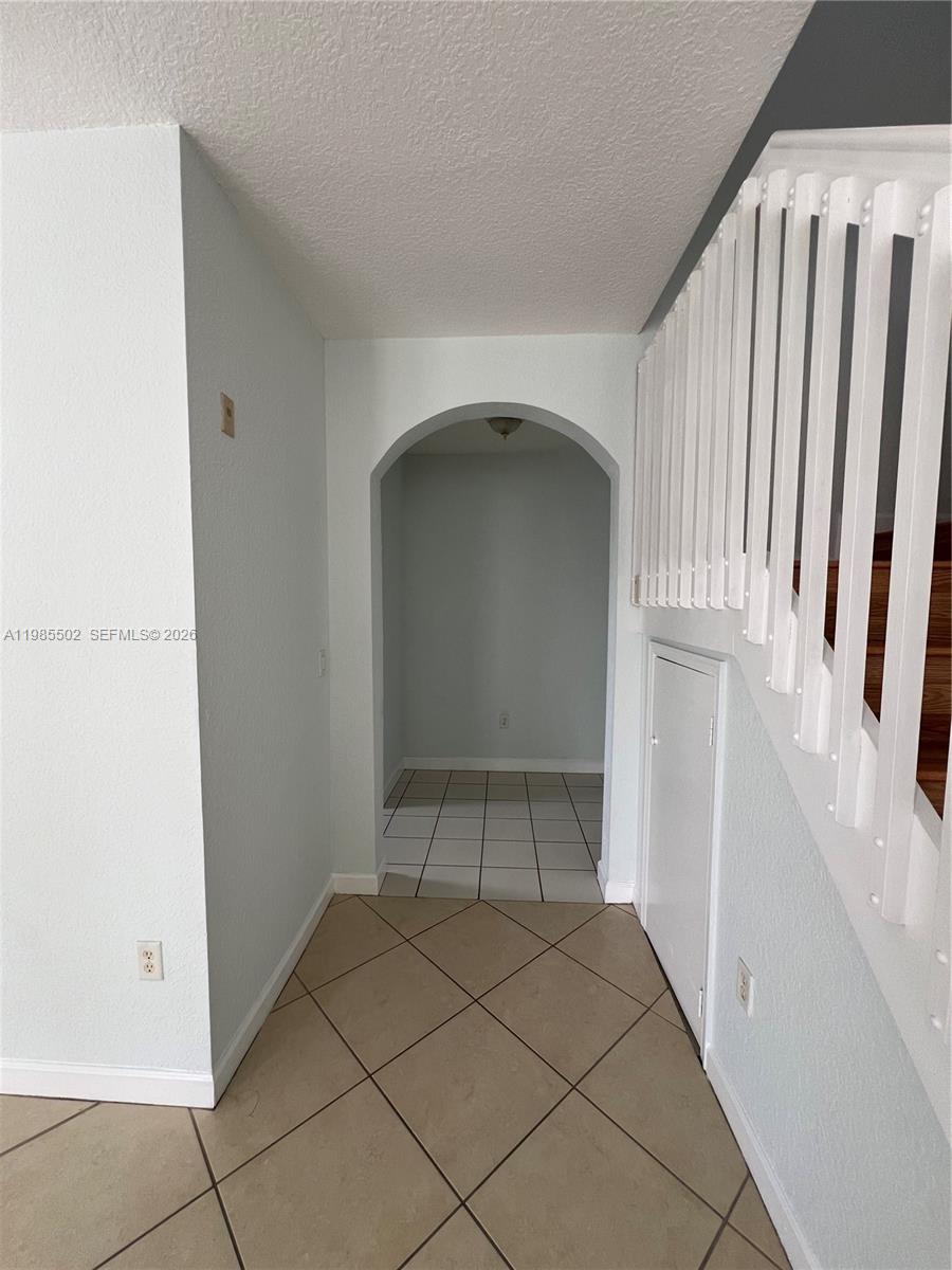 COURTYARDS FOUR CONDO - Residential