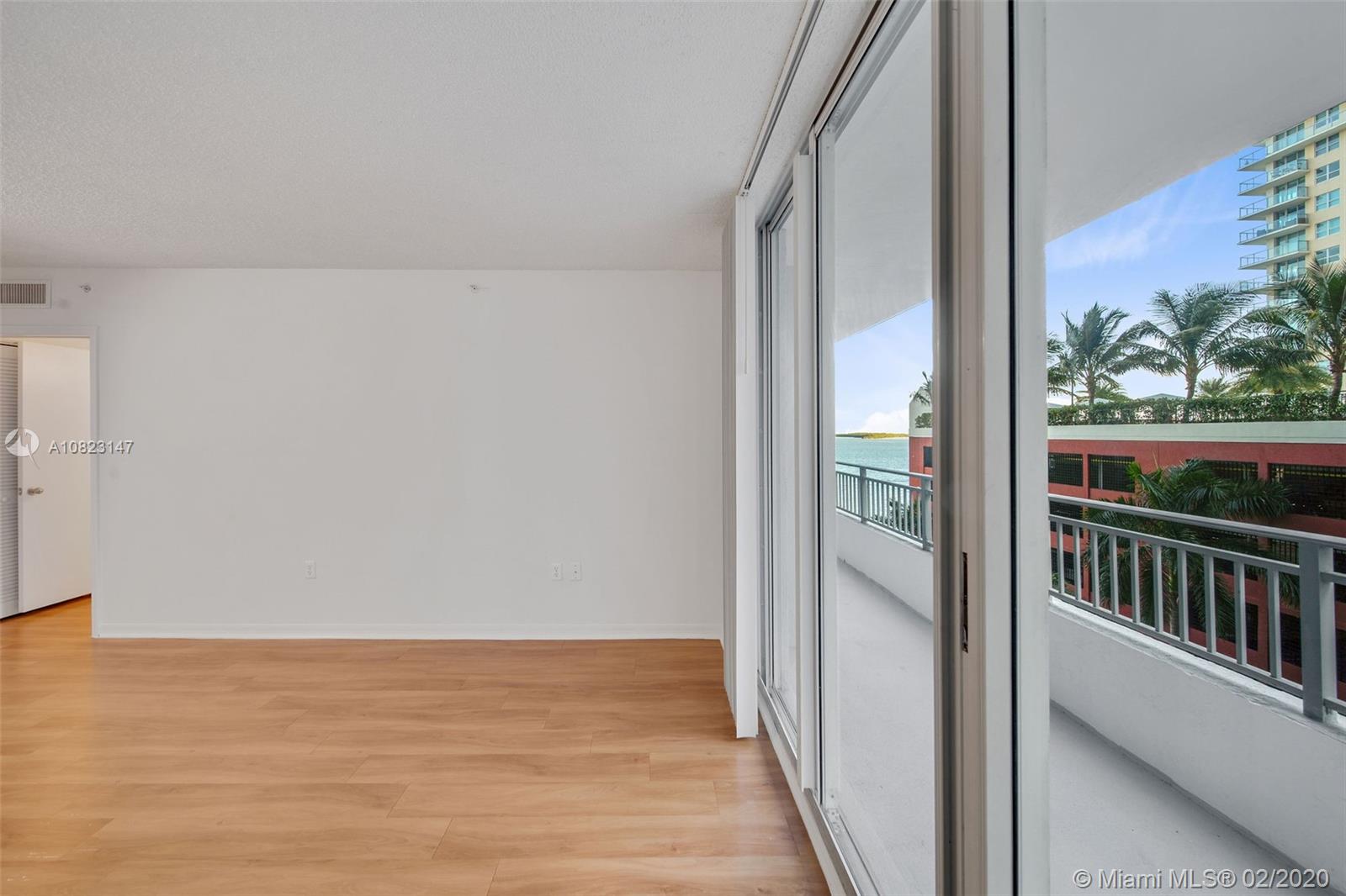 Yacht Club Brickell - Residential Lease