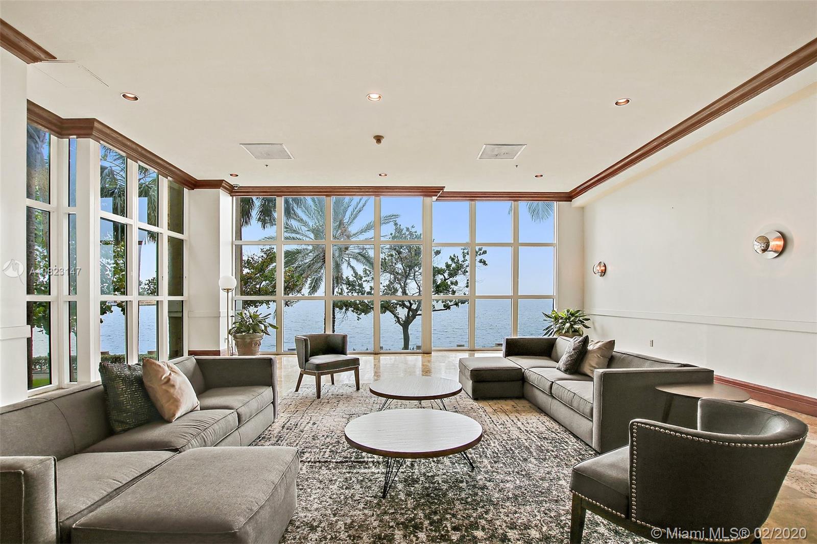 Yacht Club Brickell - Residential Lease