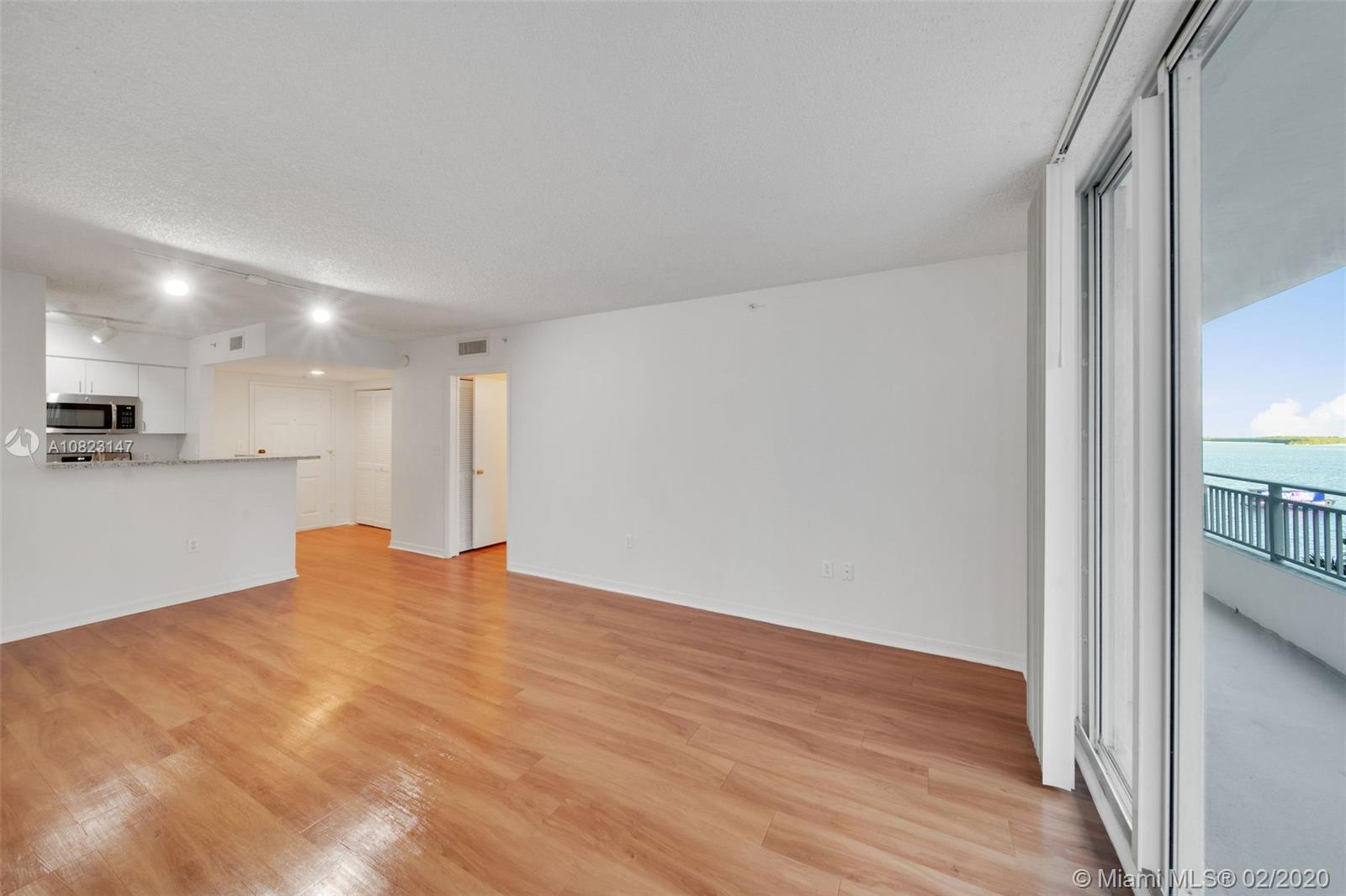 Yacht Club Brickell - Residential Lease