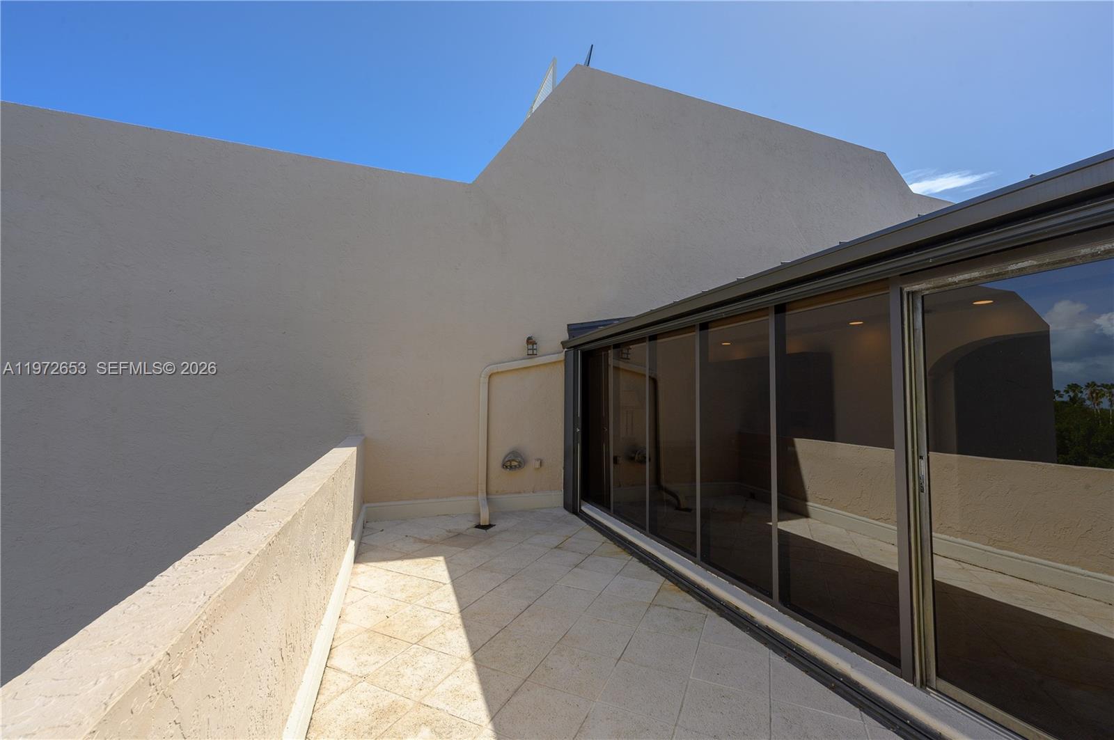 ROYAL HARBOUR YACHT CLUB - Residential