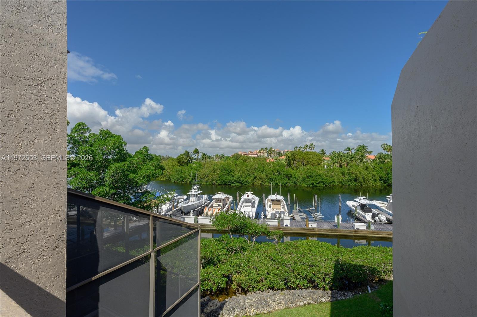 ROYAL HARBOUR YACHT CLUB - Residential