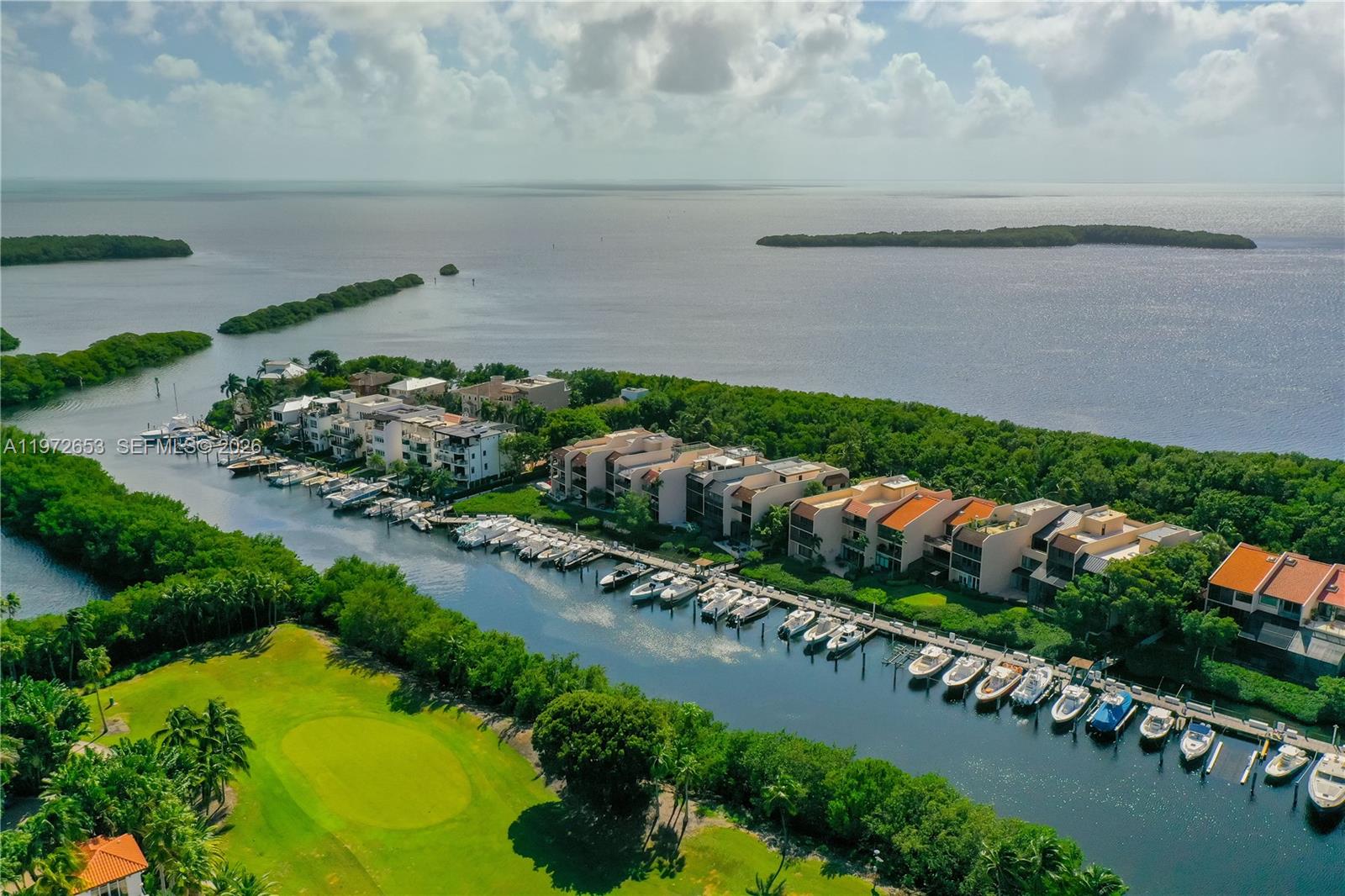 ROYAL HARBOUR YACHT CLUB - Residential