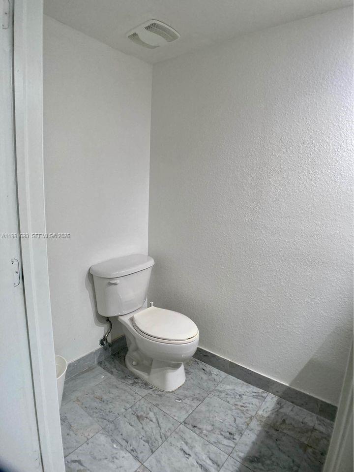 MOON BAY OF MIAMI CONDO - Residential Lease