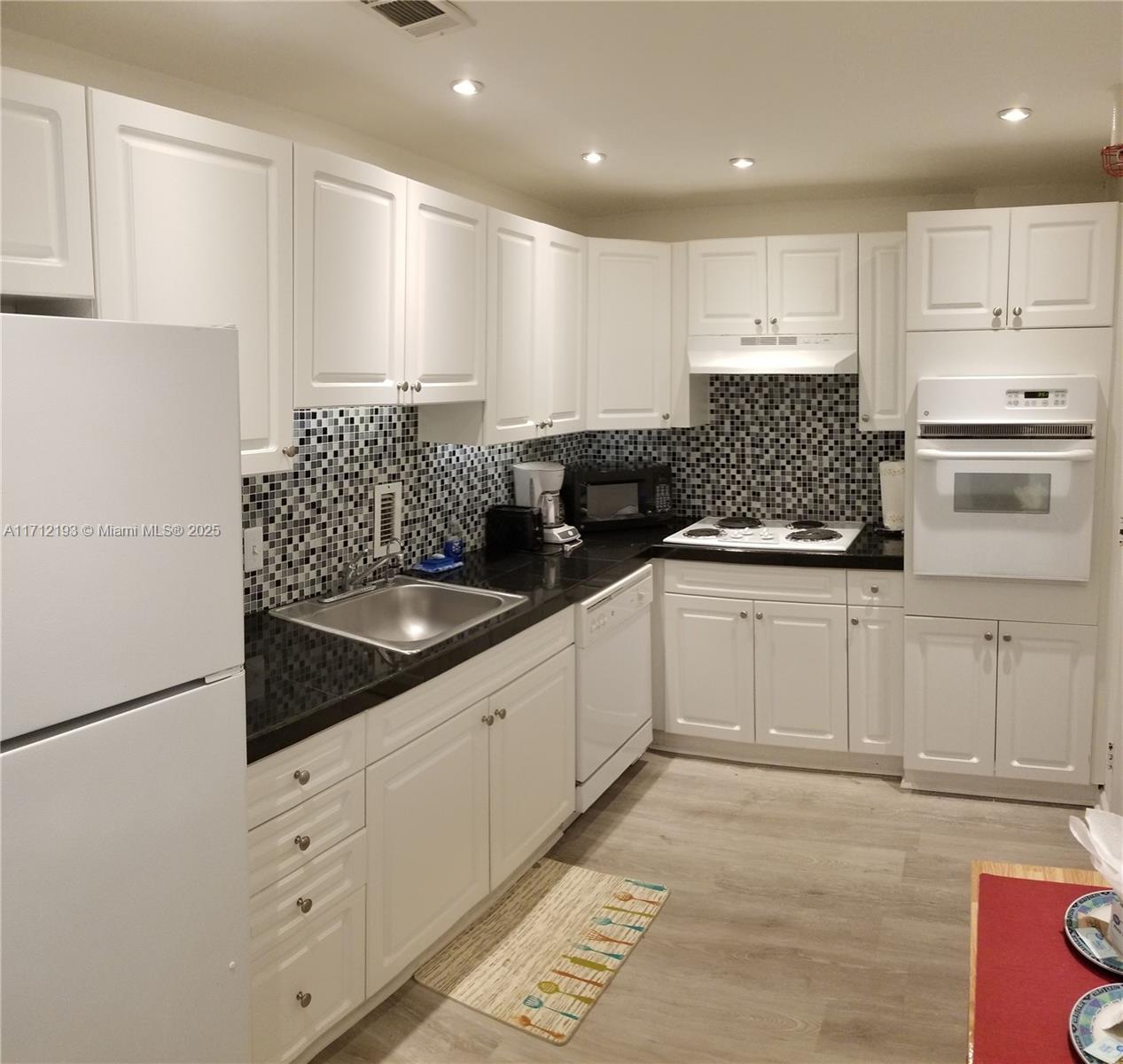TIDES ON HOLLYWOOD BEACH - Residential