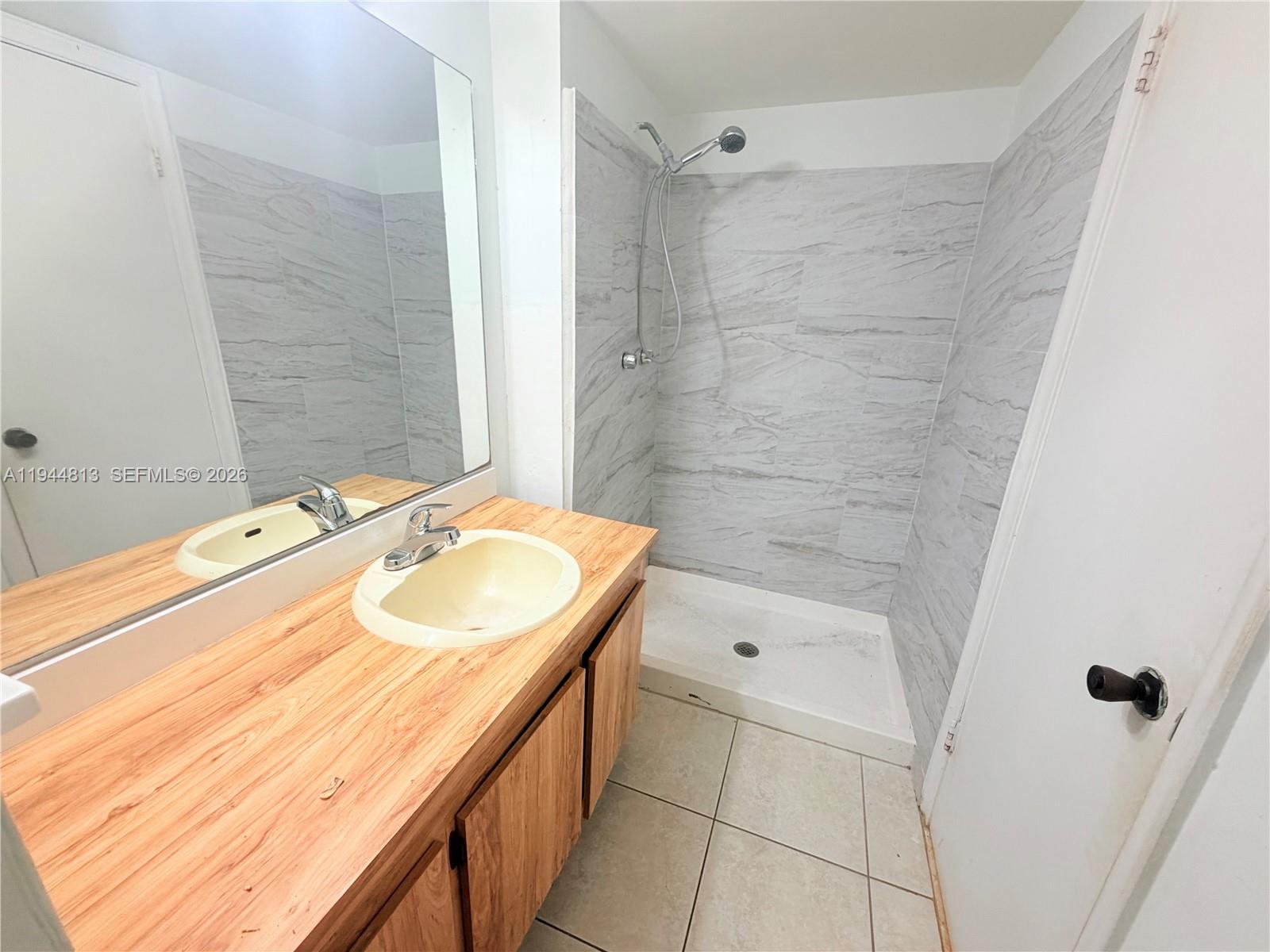 PINE LAKE SEVEN CONDO - Residential