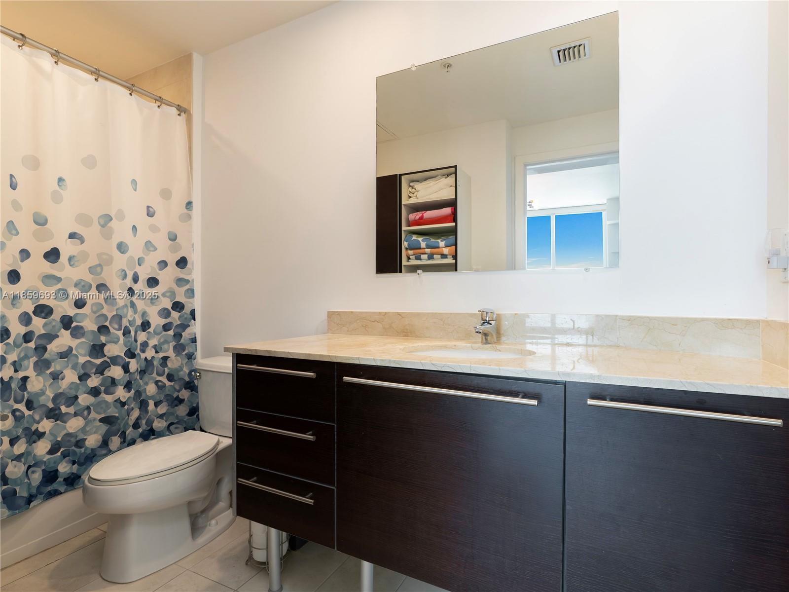 QUANTUM ON THE BAY CONDO - Residential