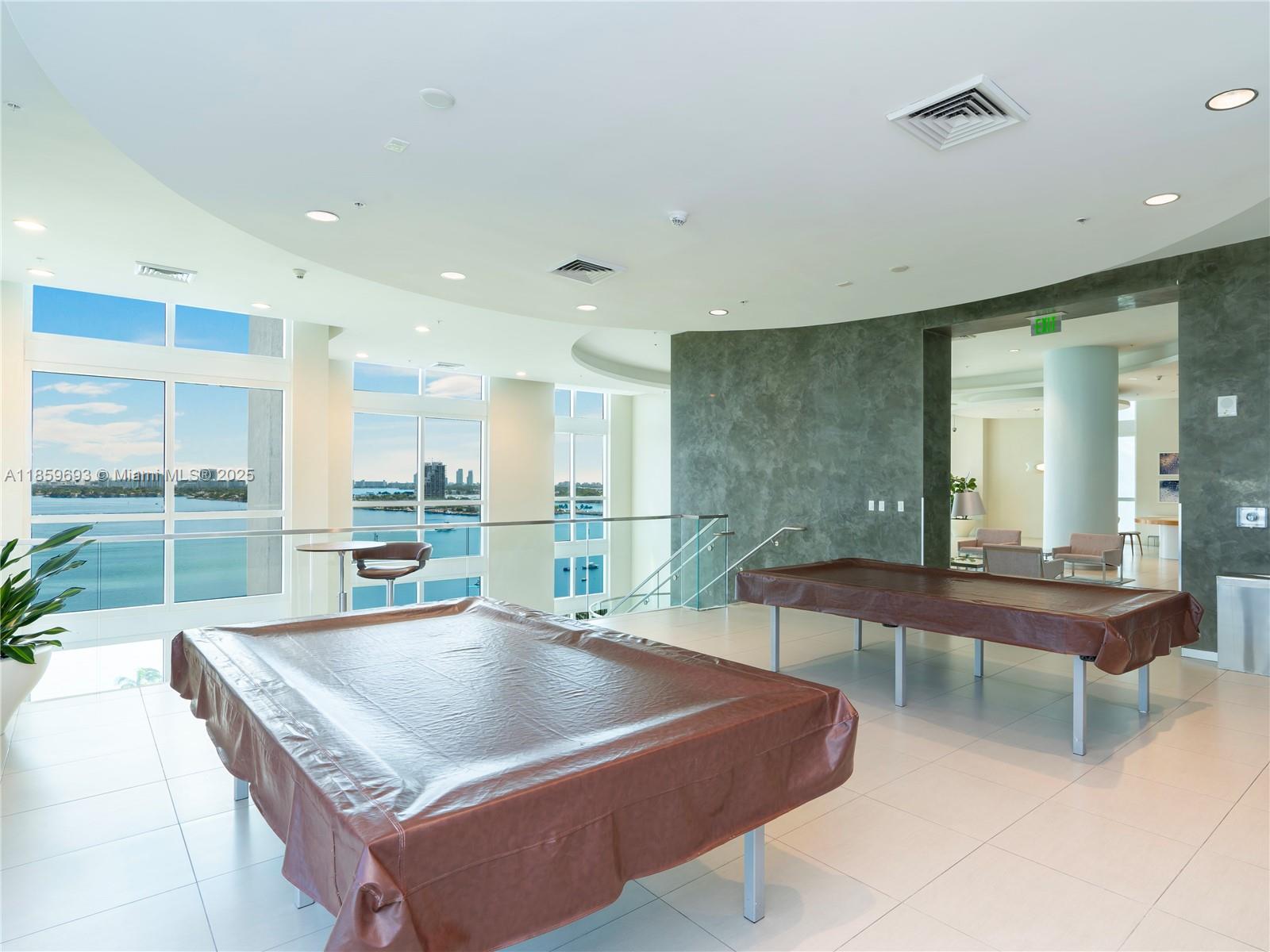 QUANTUM ON THE BAY CONDO - Residential