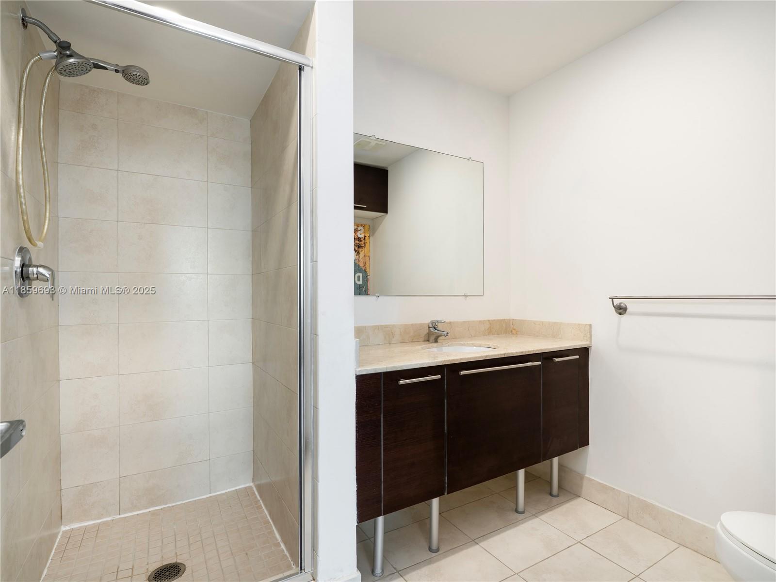 QUANTUM ON THE BAY CONDO - Residential