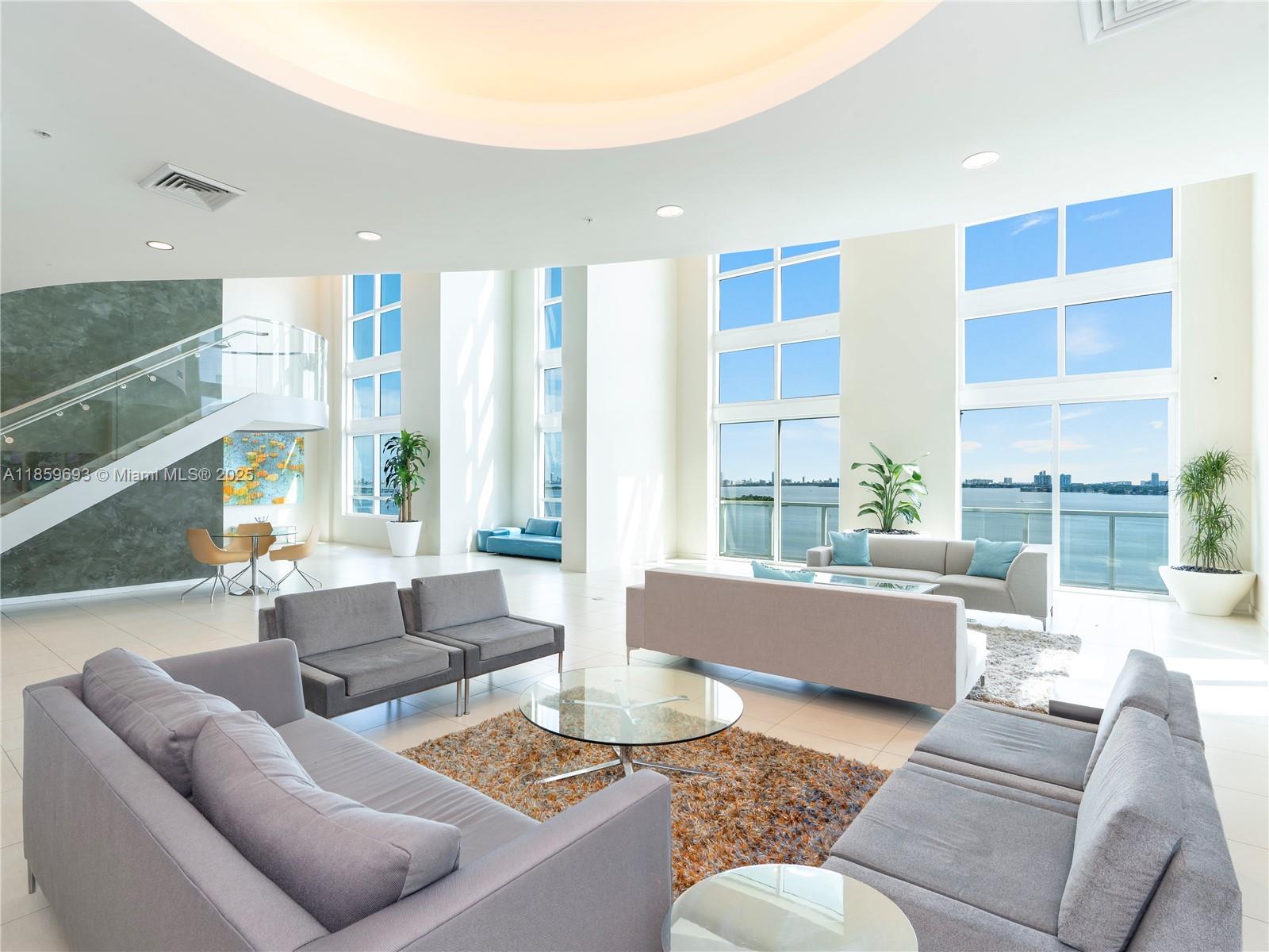 QUANTUM ON THE BAY CONDO - Residential