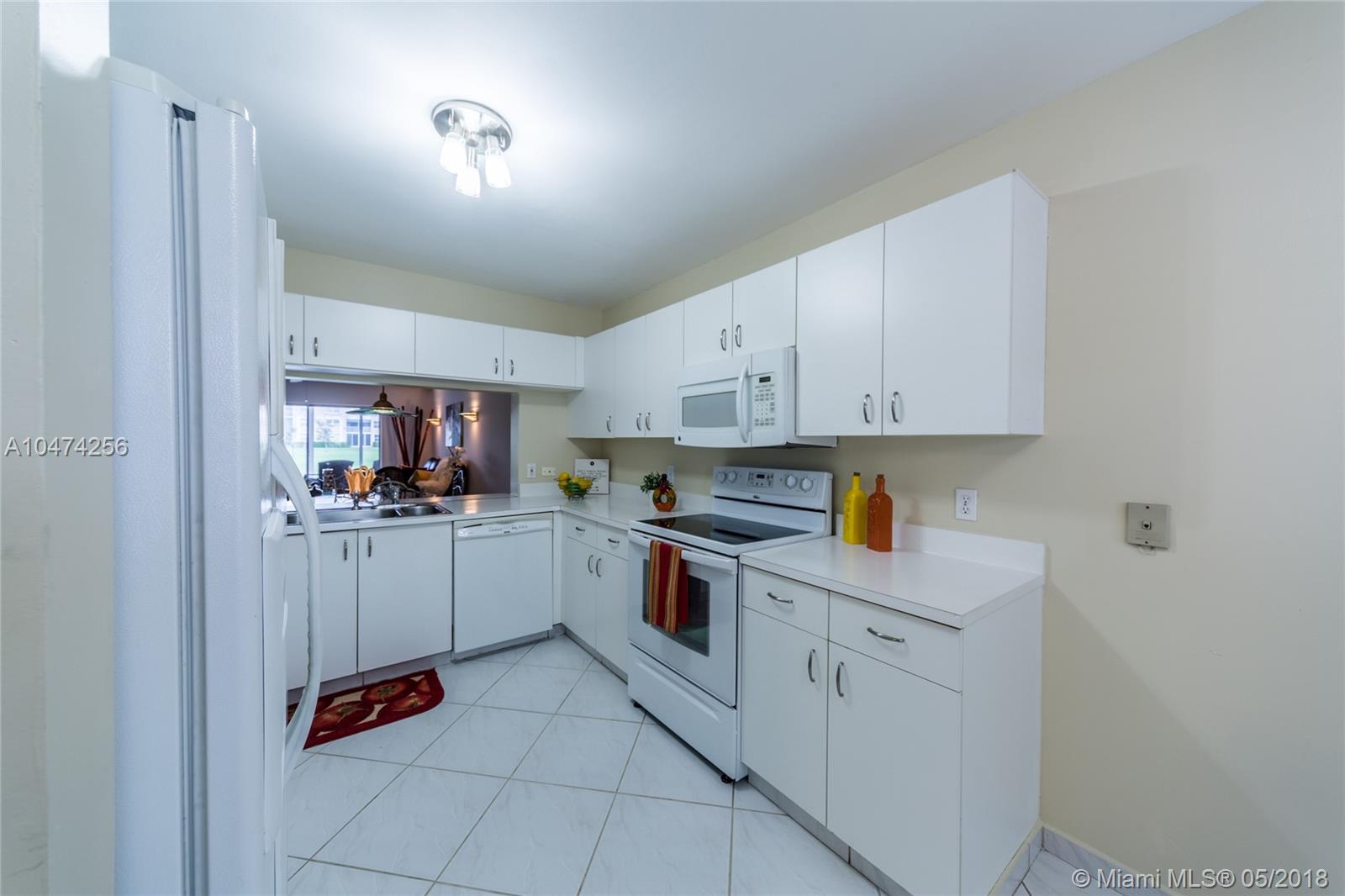 SUNRISE LAKES 193 CONDO - Residential