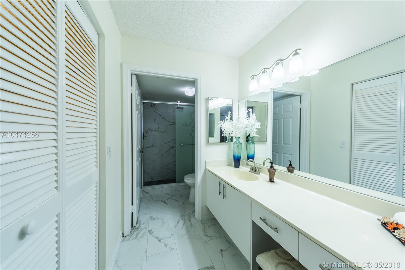 SUNRISE LAKES 193 CONDO - Residential