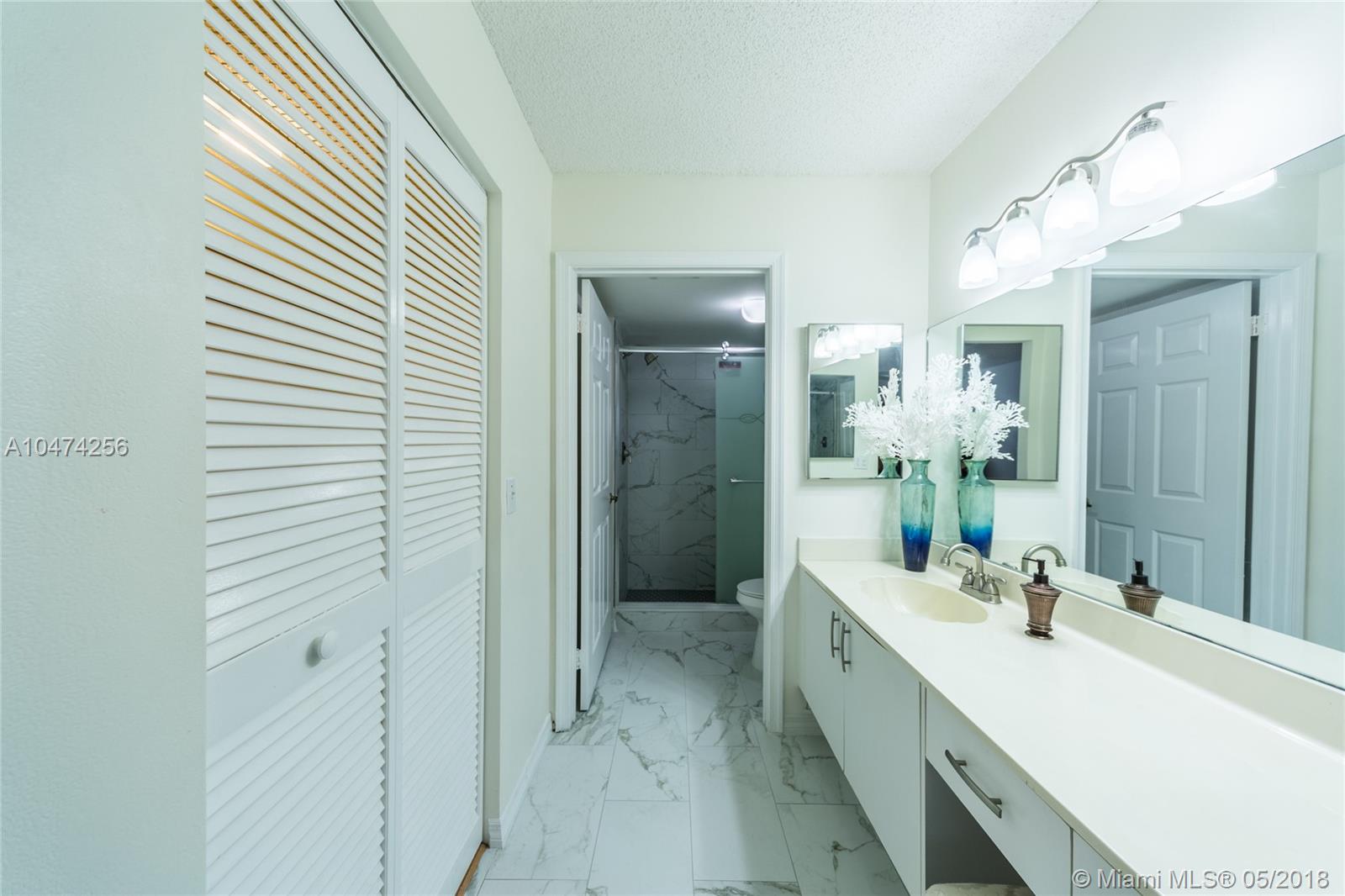 SUNRISE LAKES 193 CONDO - Residential