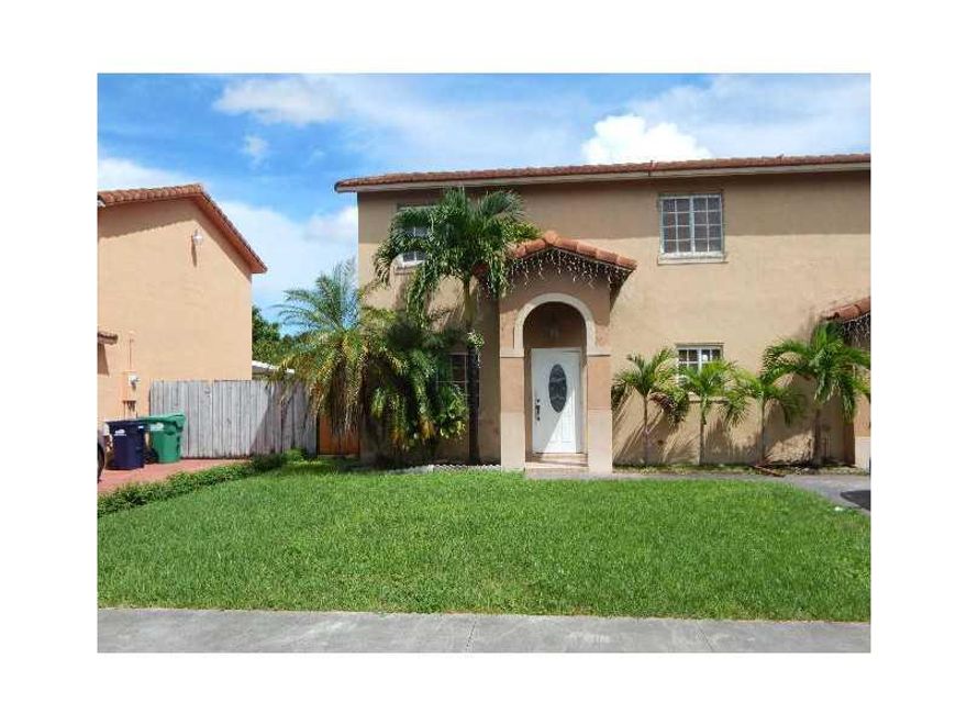FANTASTIC PROPERTY IN JEANNIE ESTATES. GREAT OPPORTUNITY FOR INVESTORS OR HOMEOWNERS. THIS PROPERTY FEATURES A 4 BED 2 BATH WITH SPACIOUS LIVINGROOM. UPGRADED KITCHEN, GREAT BACK YARS, AND GREAT LOCATION. CLOSE TO TURNPIKE AND MAJOR SHOPPING CENTERS. A+ S CHOOLS!
