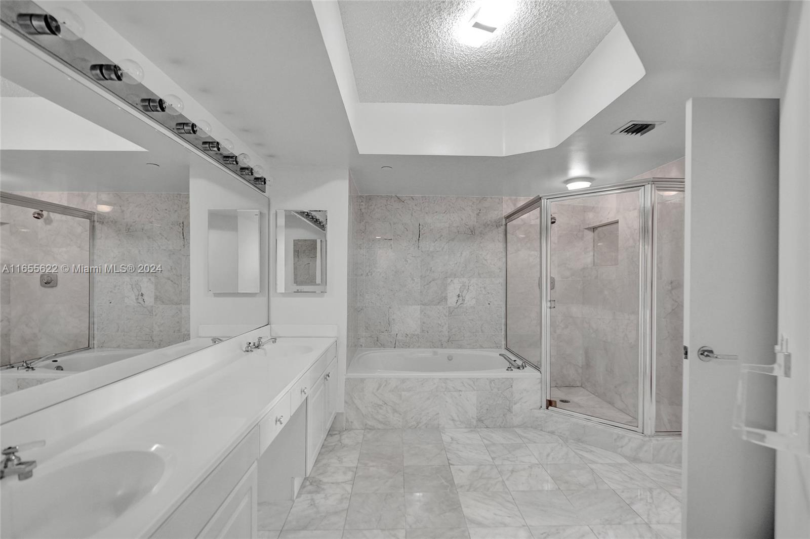 HARBORSIDE - Residential