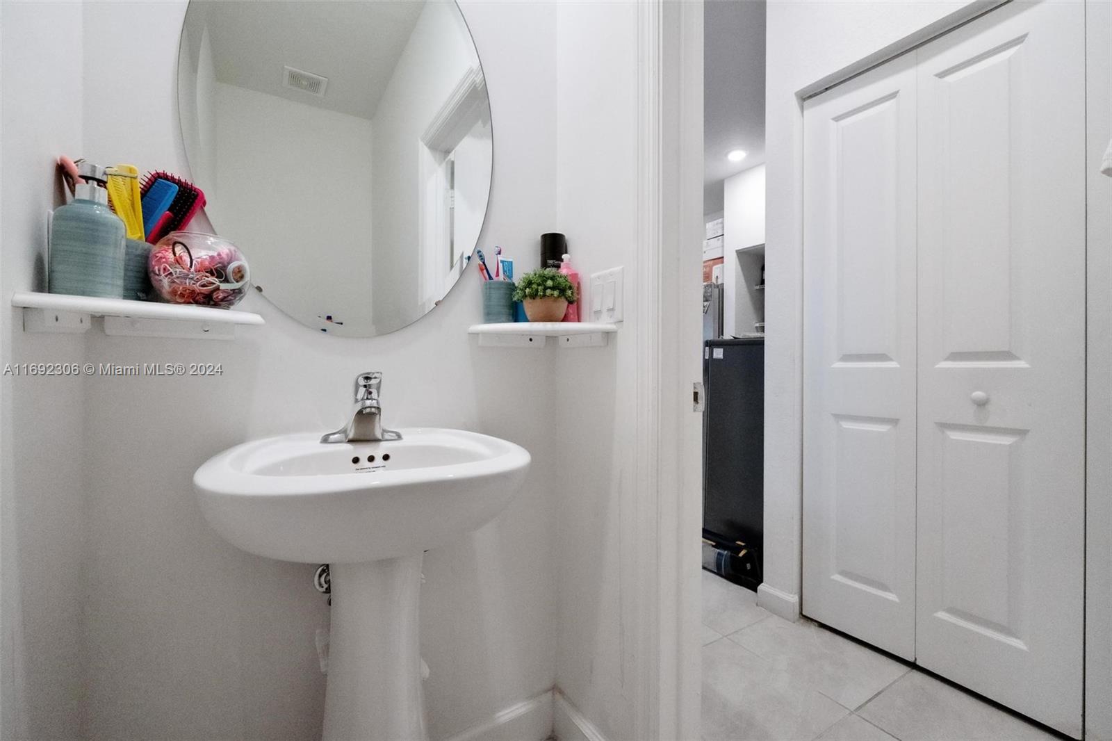 WESTVIEW - Residential