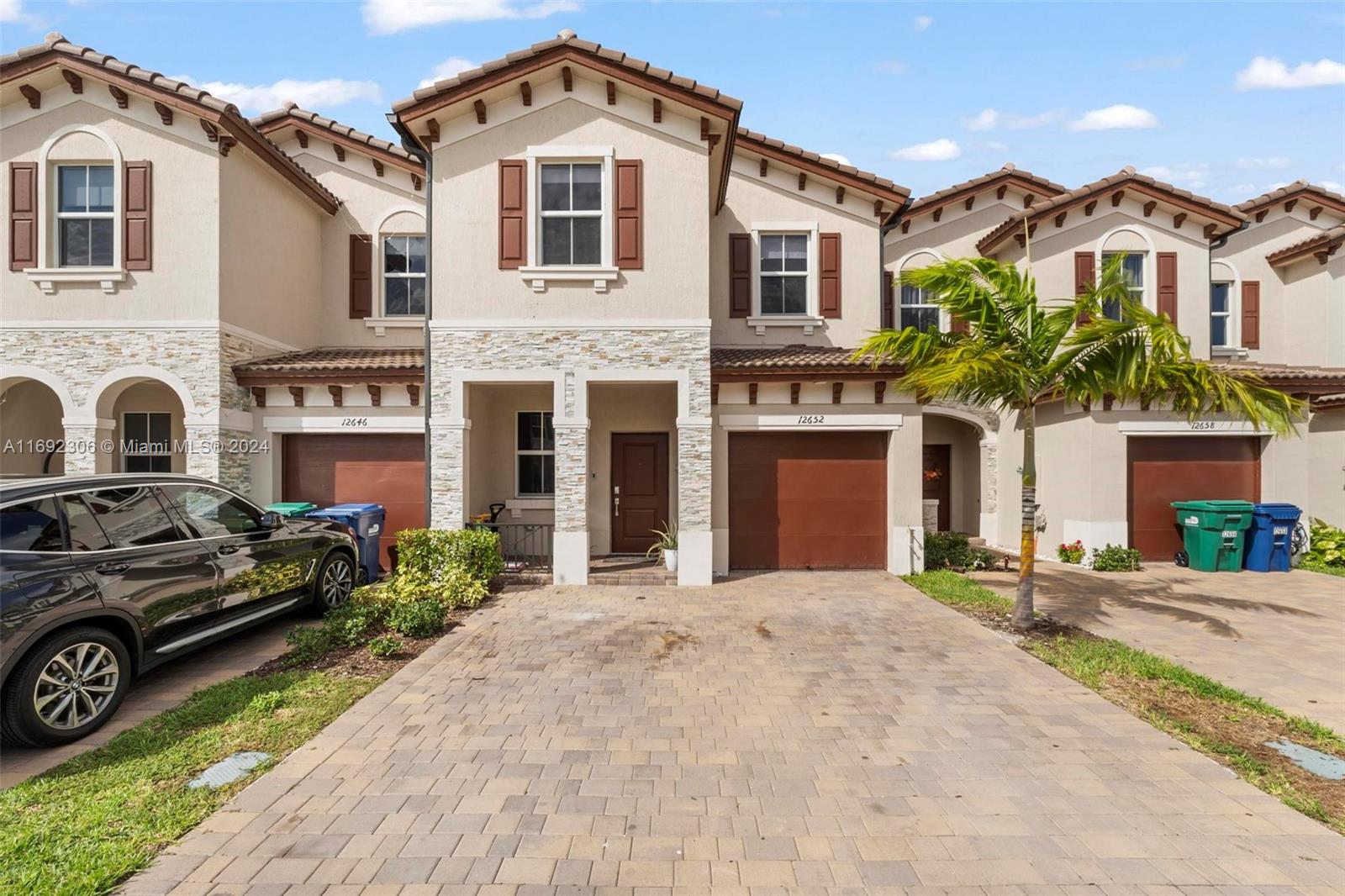 WESTVIEW - Residential