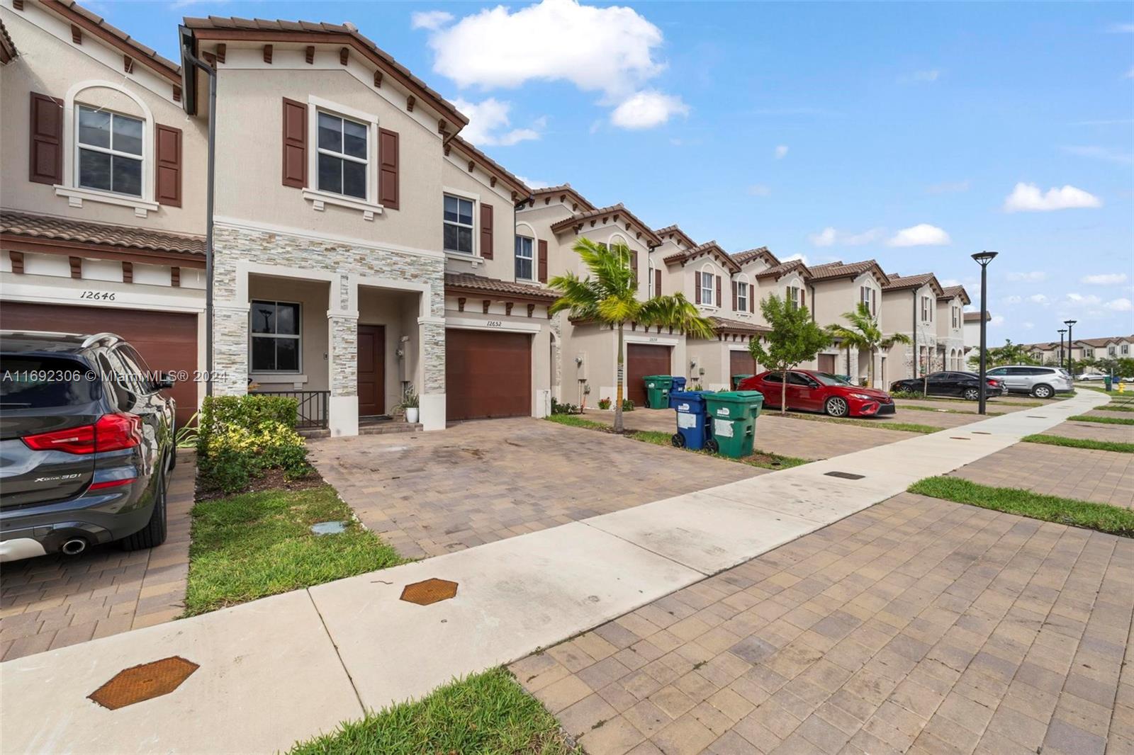 WESTVIEW - Residential