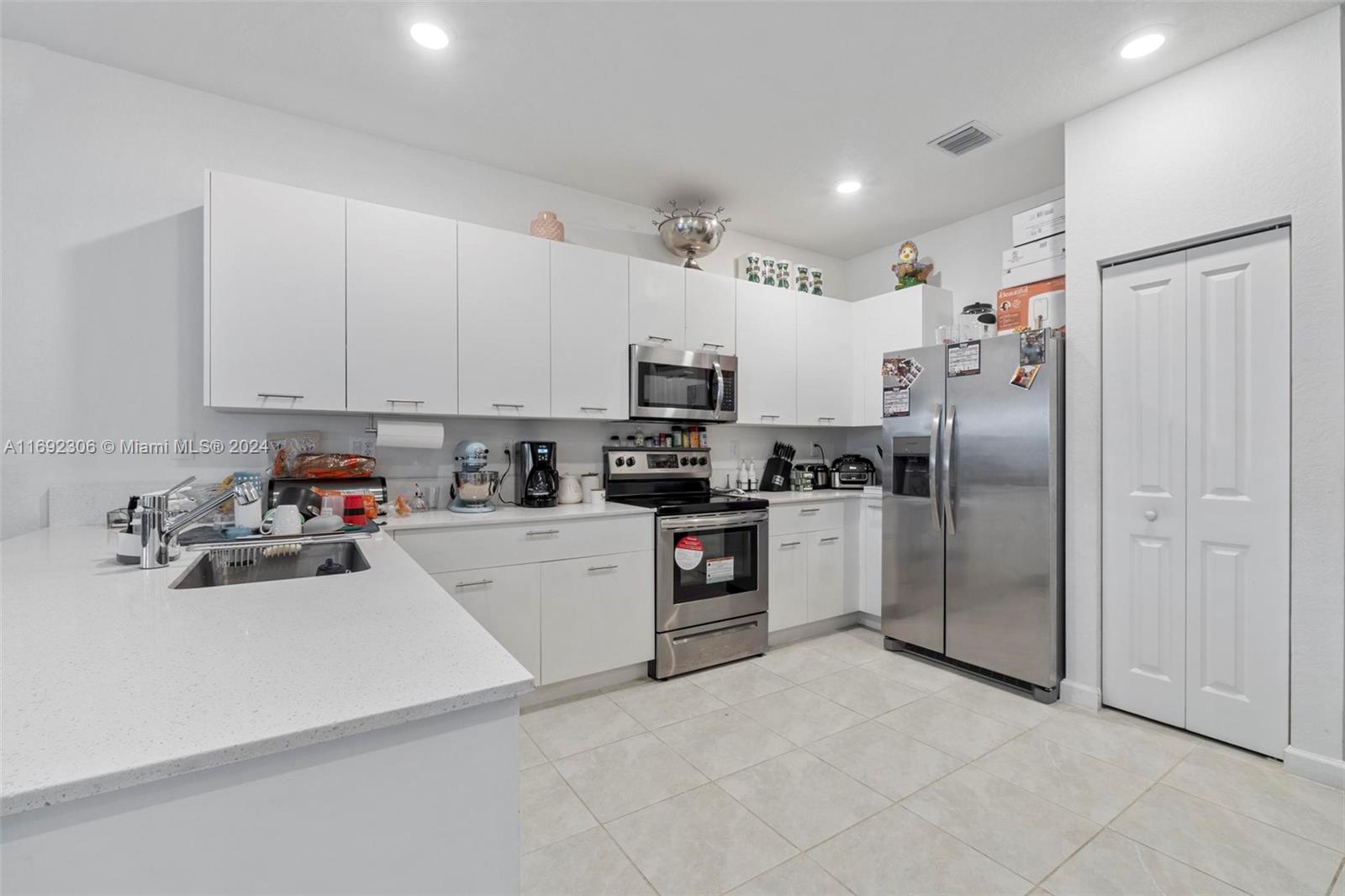 WESTVIEW - Residential