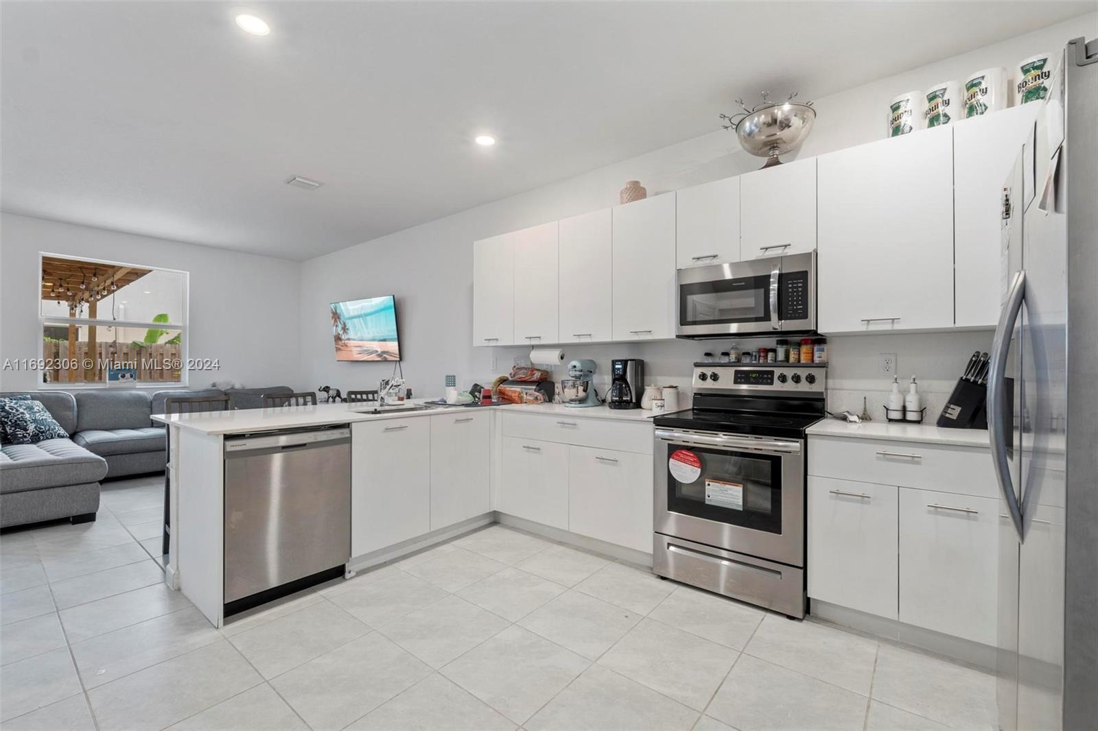 WESTVIEW - Residential