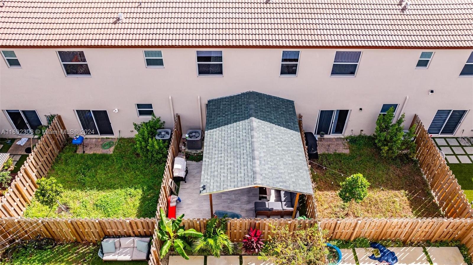 WESTVIEW - Residential