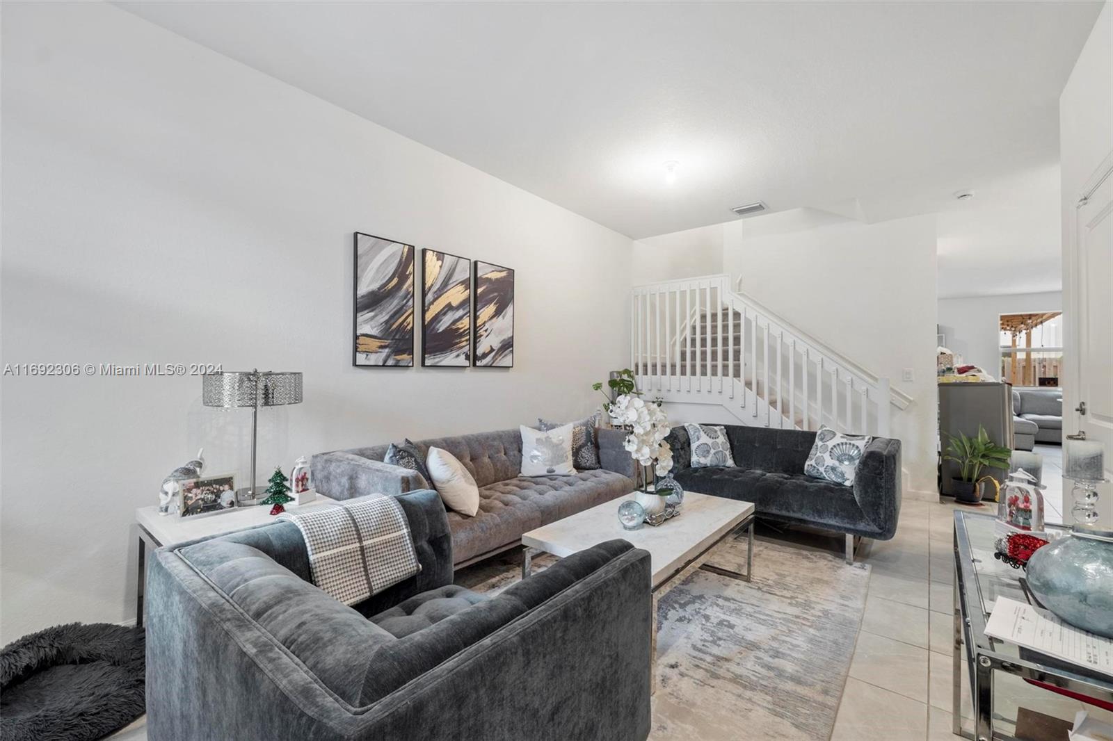 WESTVIEW - Residential