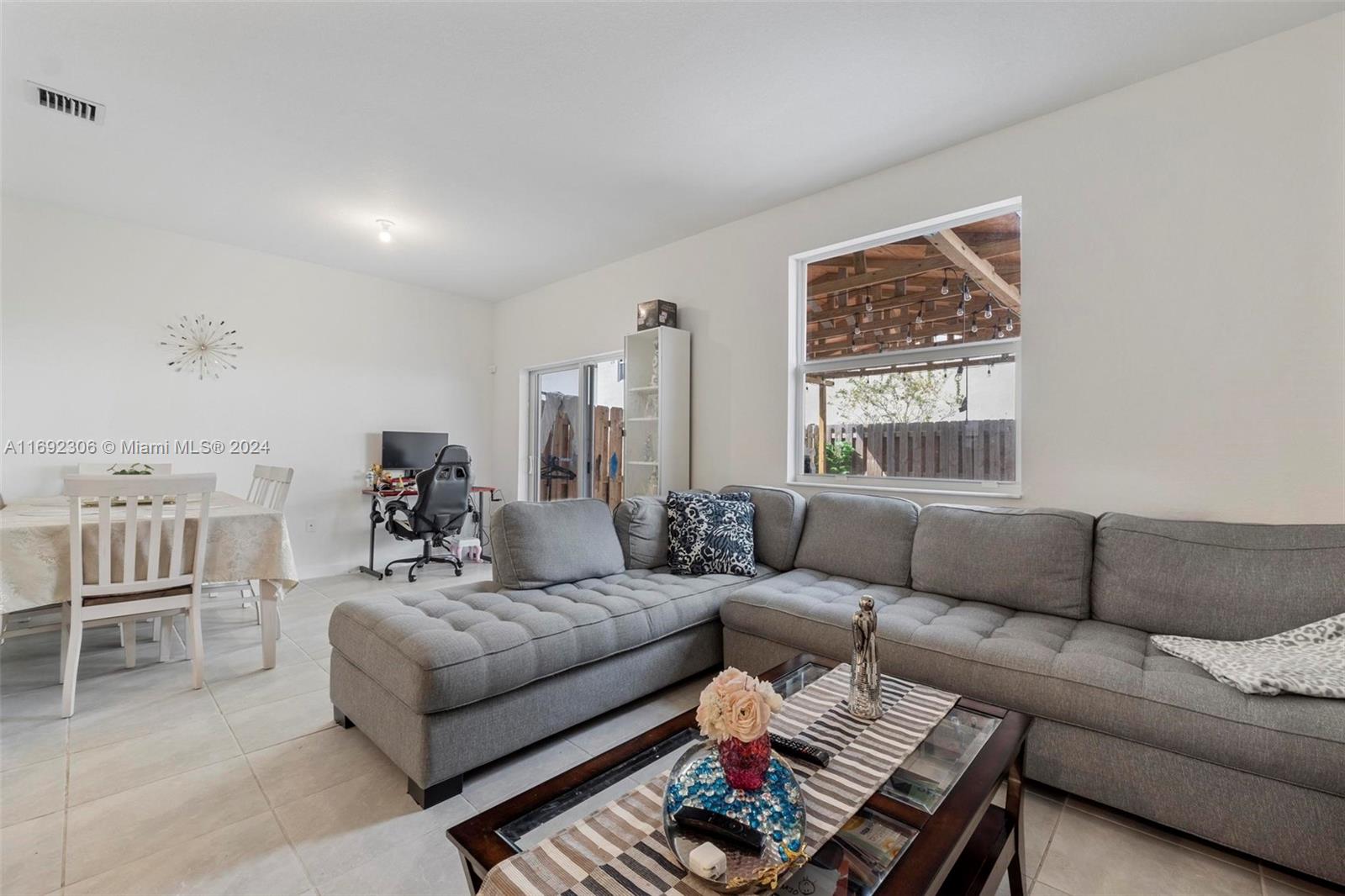 WESTVIEW - Residential