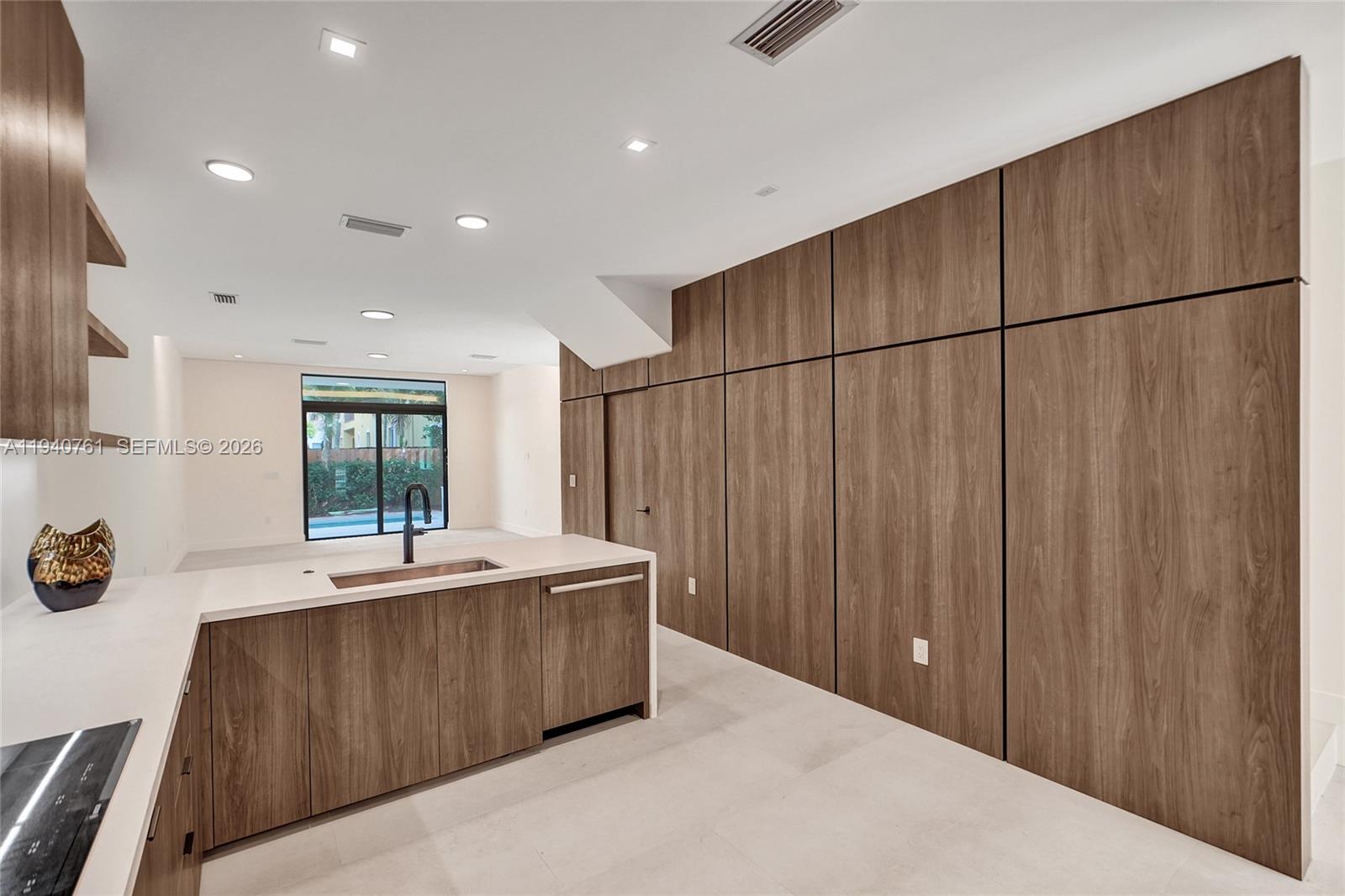 CARTERS ADDN TO C GR - Residential