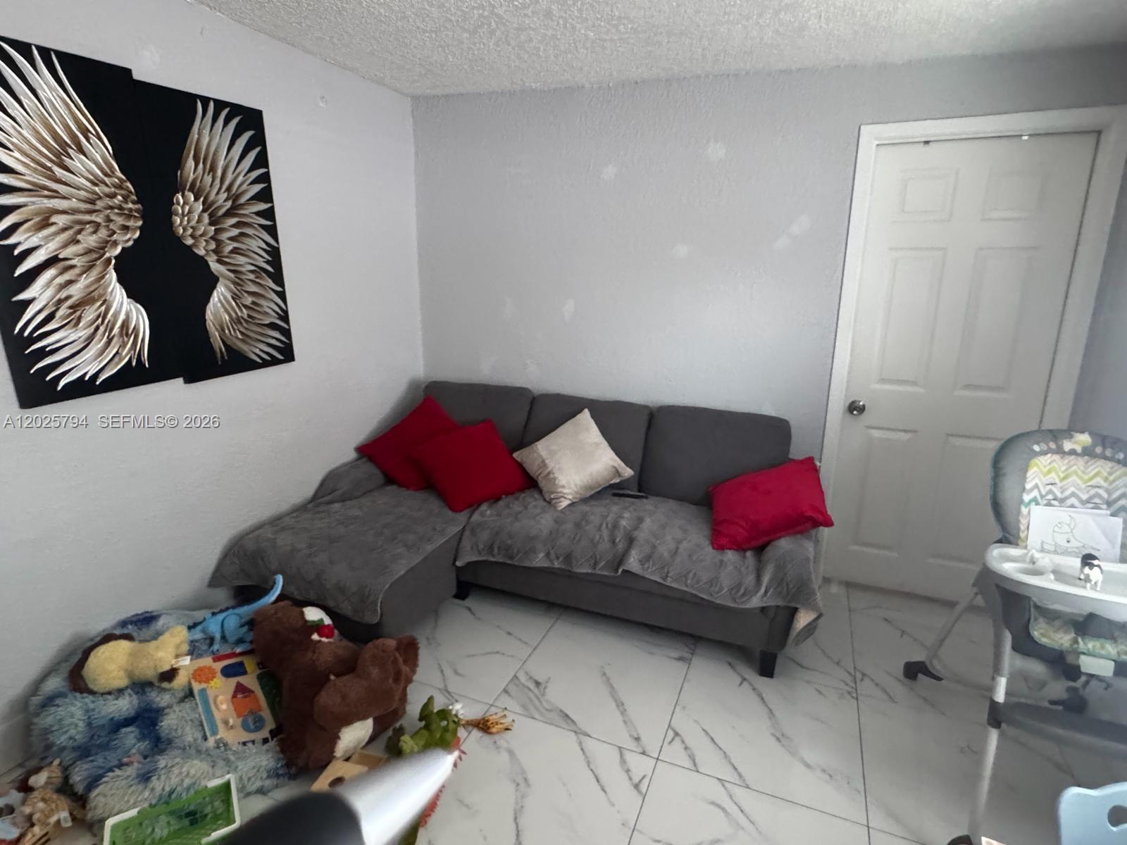 HOLLYWOOD BEACH GARDENS - Residential Income