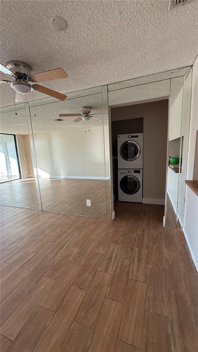 LAKE POINTE CONDOMINIUM N - Residential