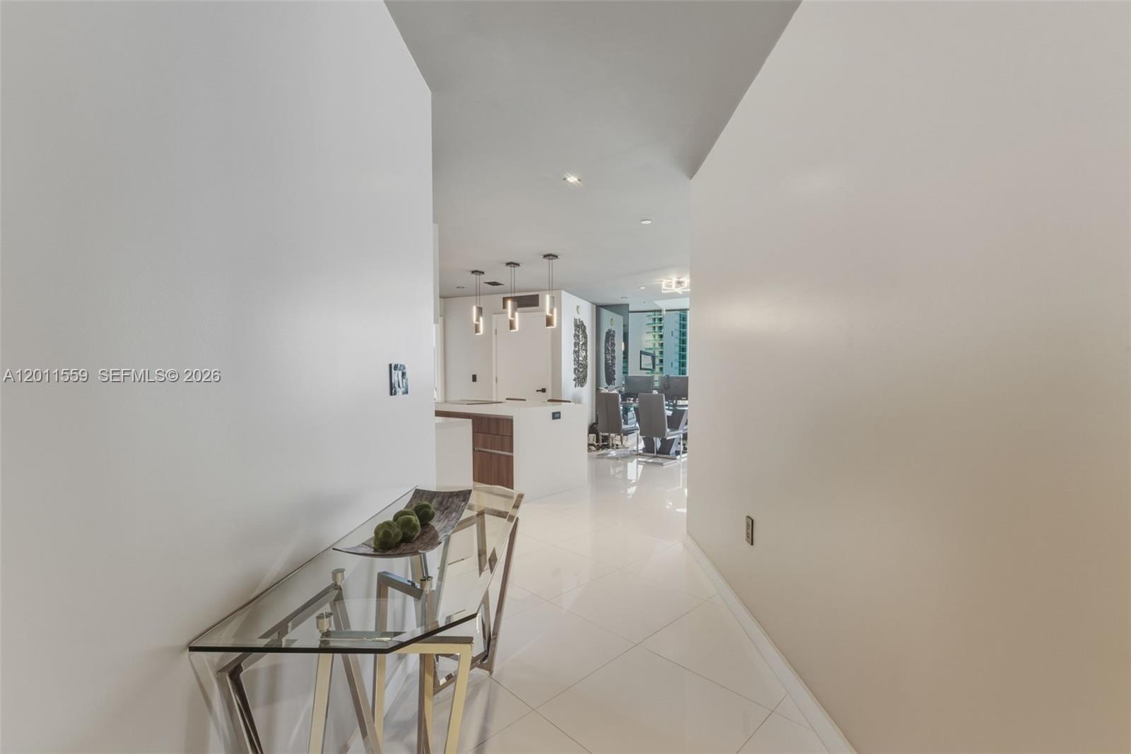 851 NE 1st Ave 4303