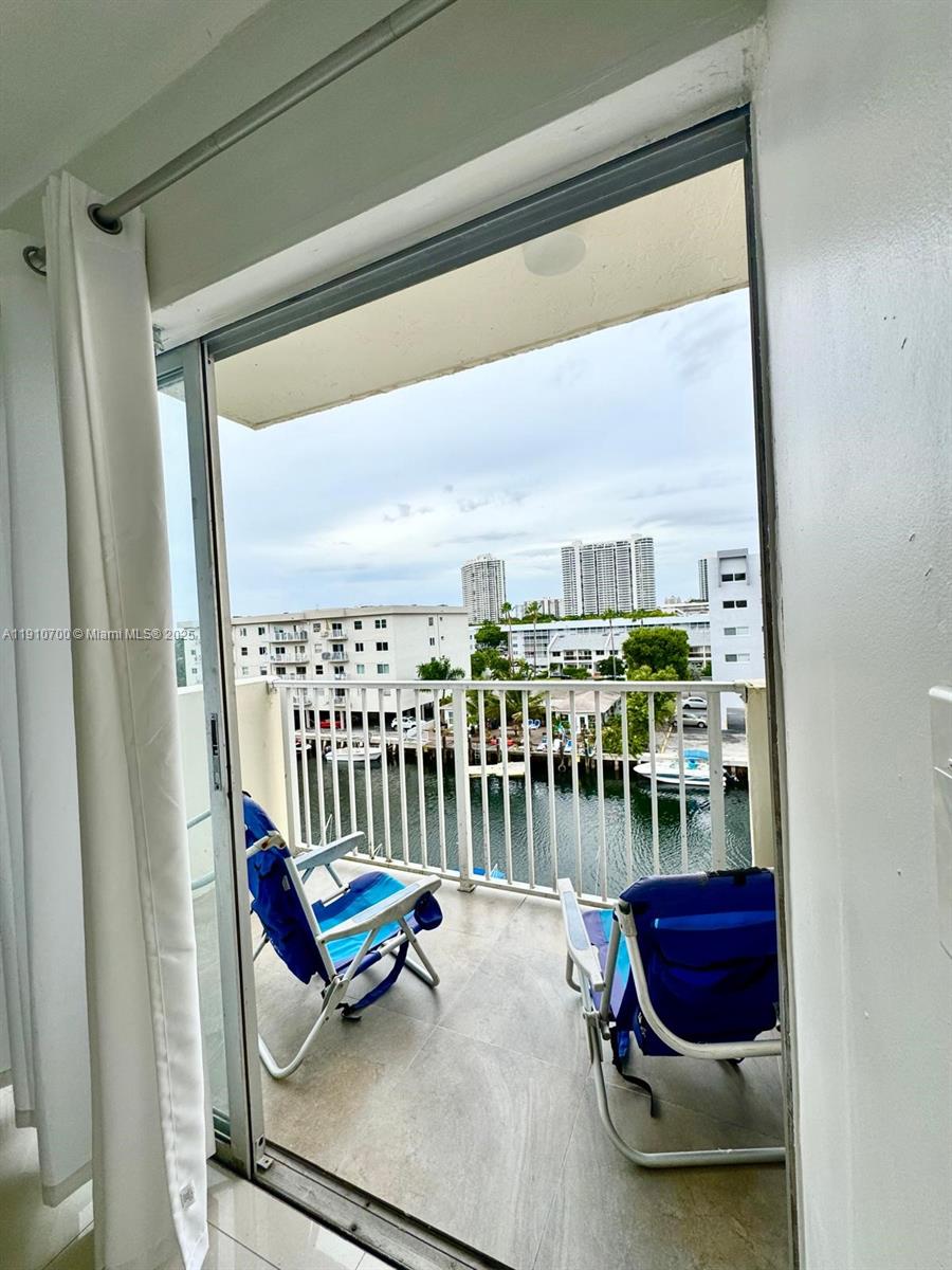 SUNNY SHORES SOUTH CONDO - Residential Lease