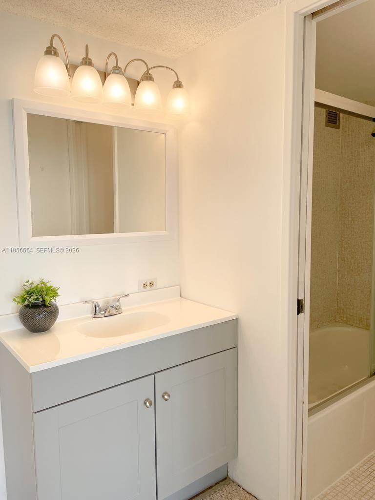 PLAZA OF AMERICAS CONDO P - Residential