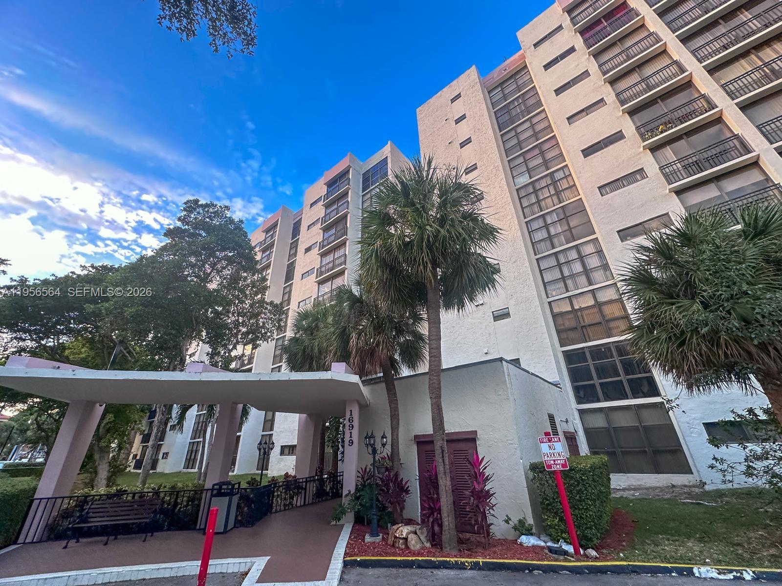 PLAZA OF AMERICAS CONDO P - Residential