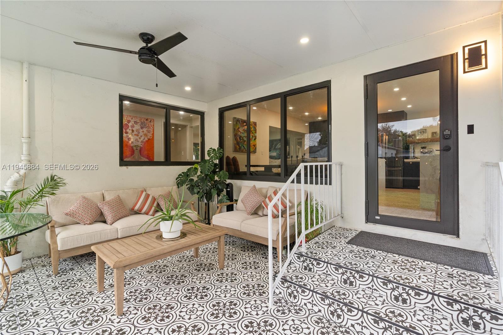 BISCAYNE LAWN AMD PLAT - Residential