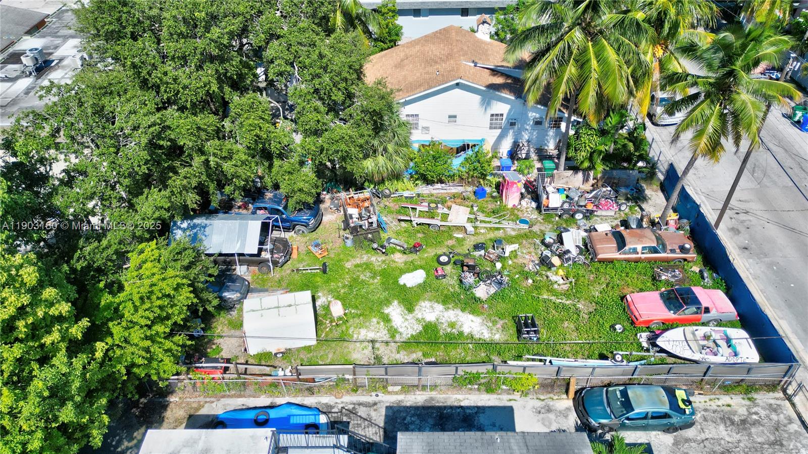 LAWRENCE ESTATE LAND CO - Land