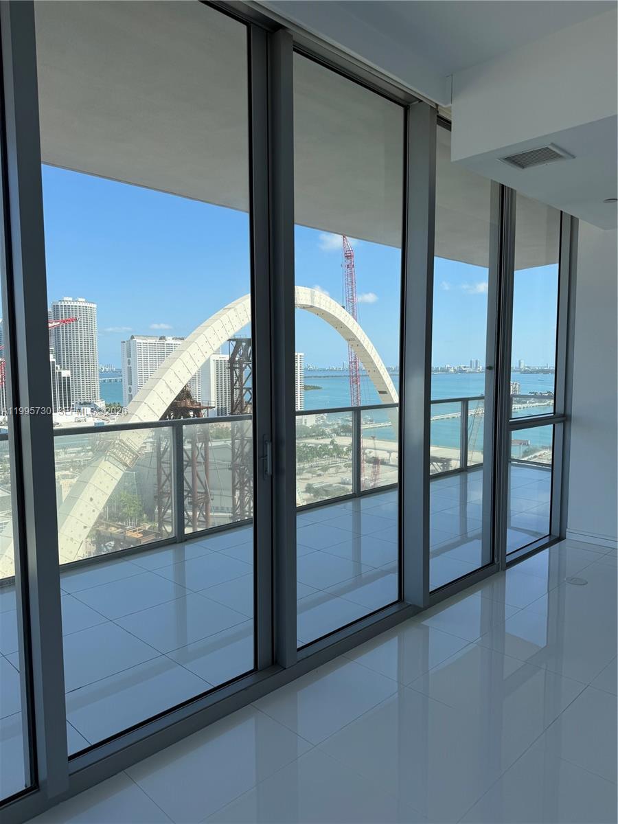 1100 Biscayne Blvd 2605